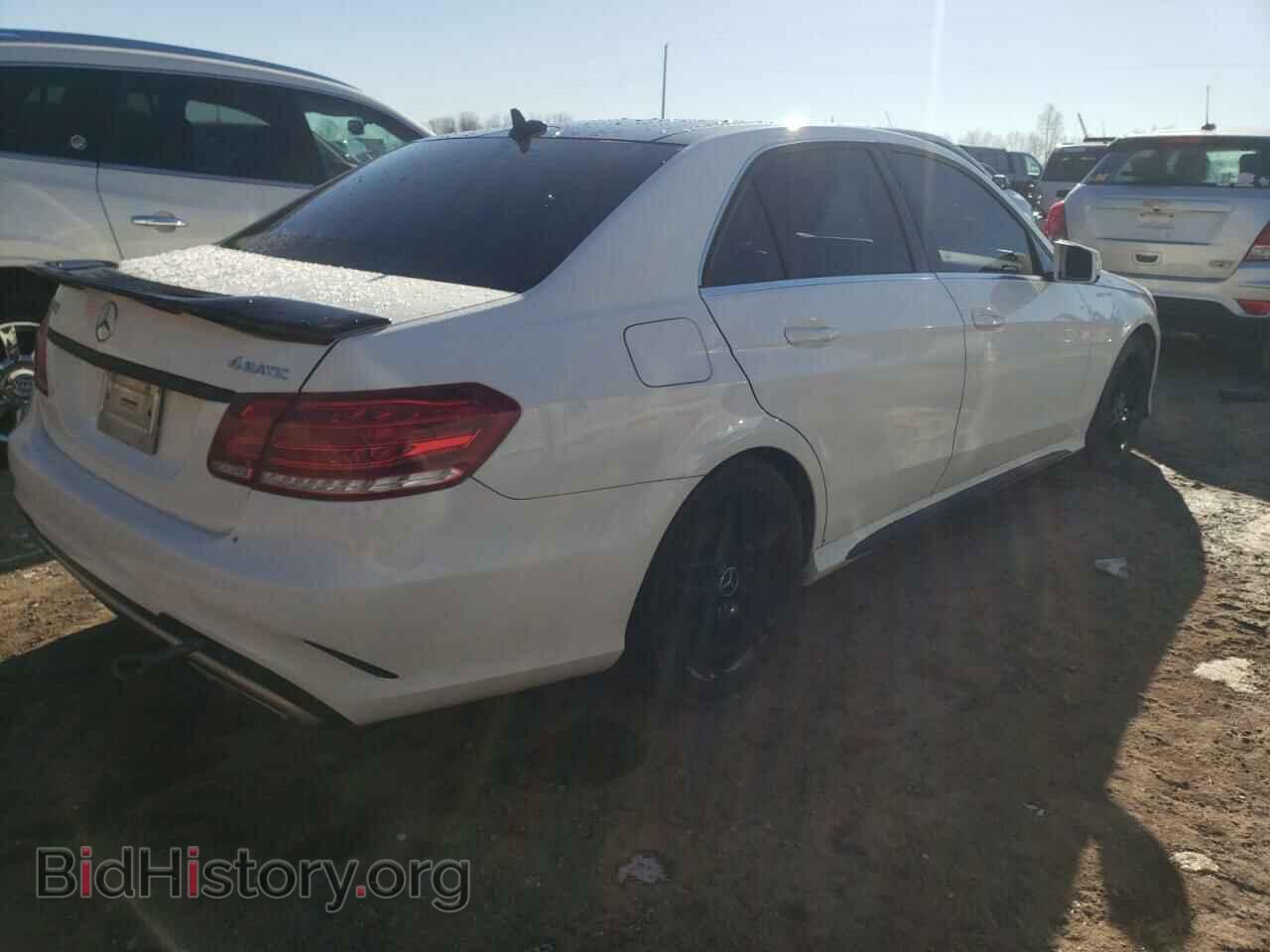 2014 MERCEDES-BENZ E-CLASS - VIN: WDDHF8JB4EA824042 - Фото 3