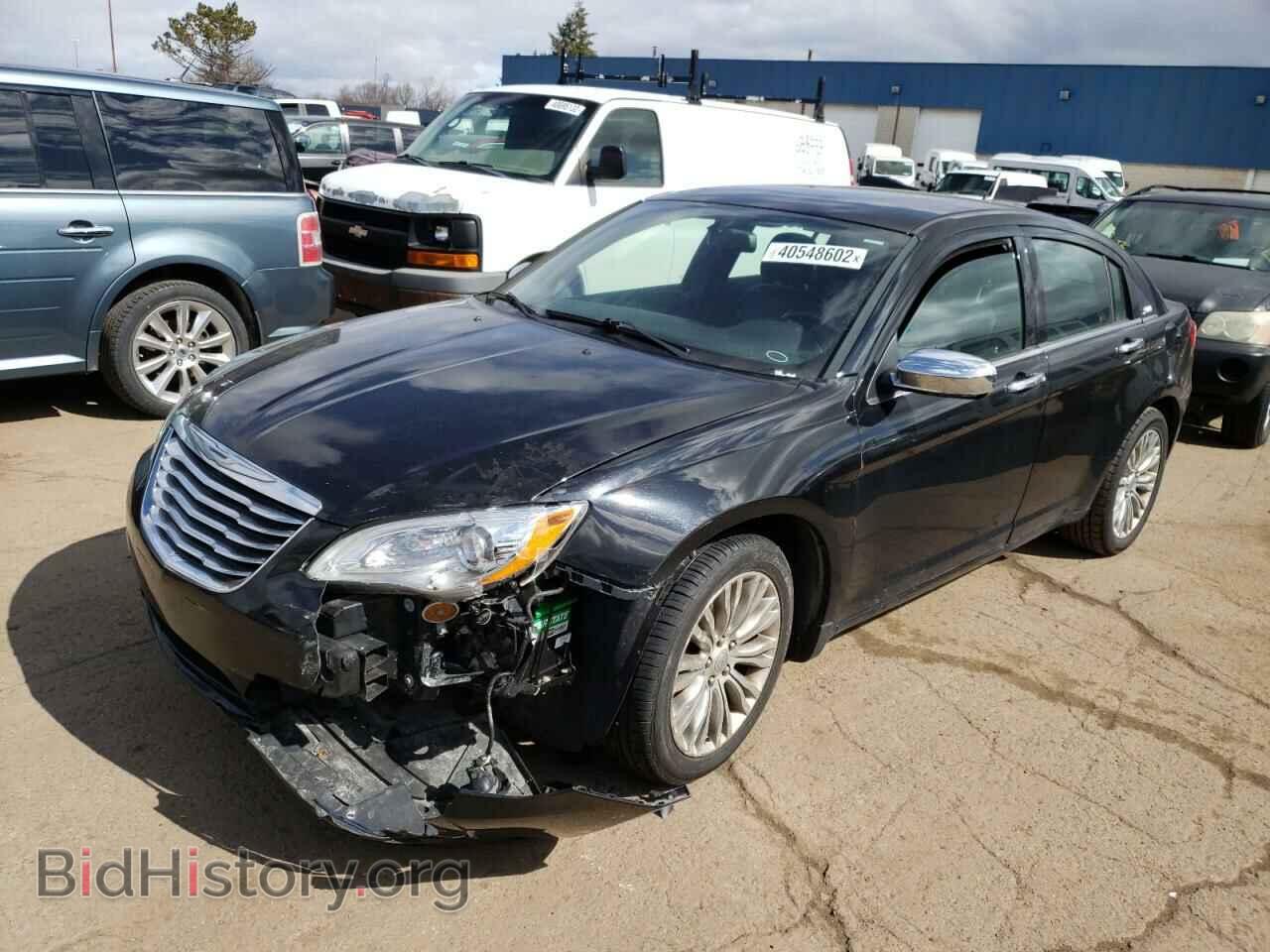 2012 CHRYSLER 200 - VIN: 1C3CCBCB8CN257321 - Фото 2