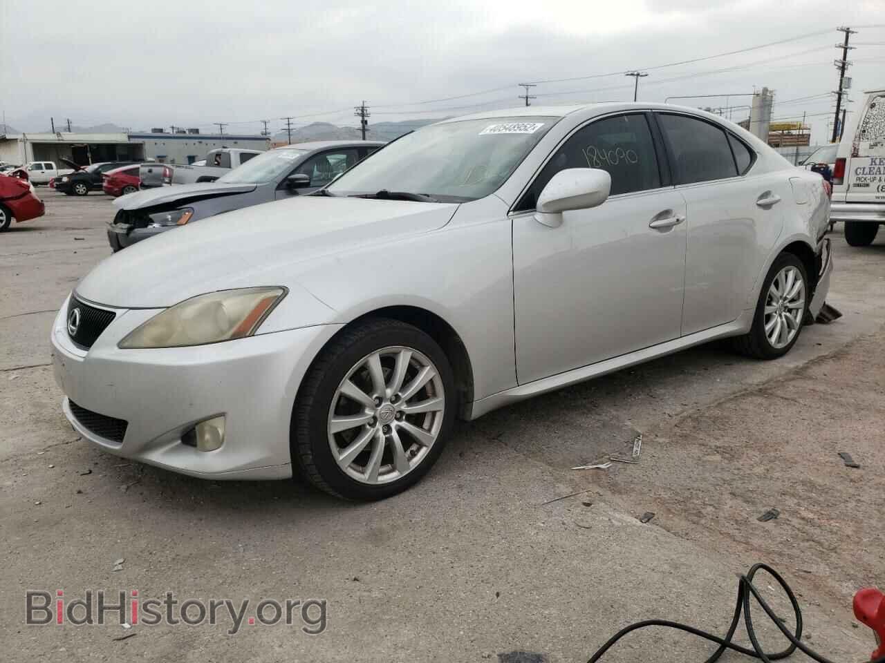 2006 LEXUS IS - VIN: JTHCK262262006180 - Фото 2