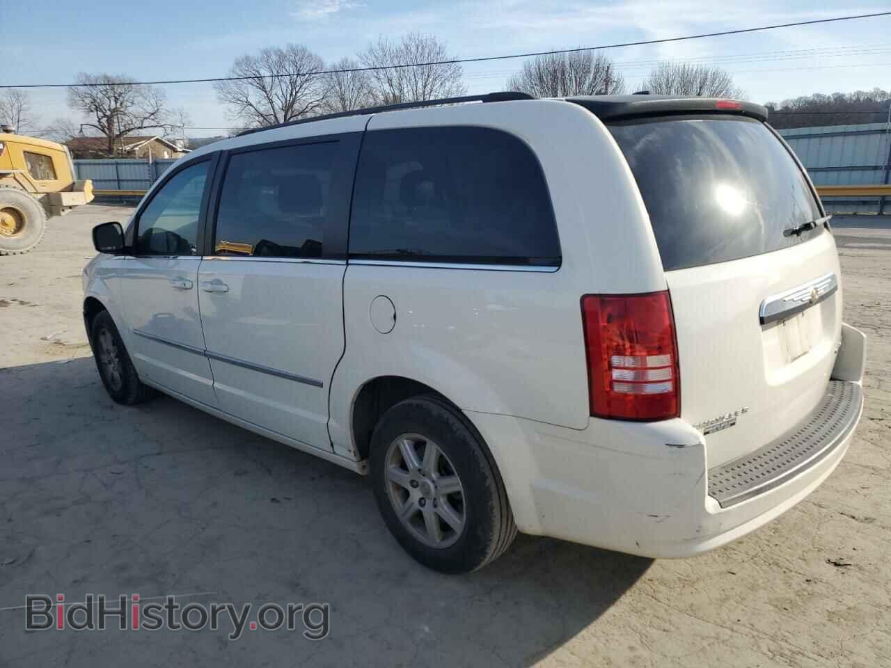 2010 CHRYSLER MINIVAN - VIN: 2A4RR5D19AR278524 - Фото 2