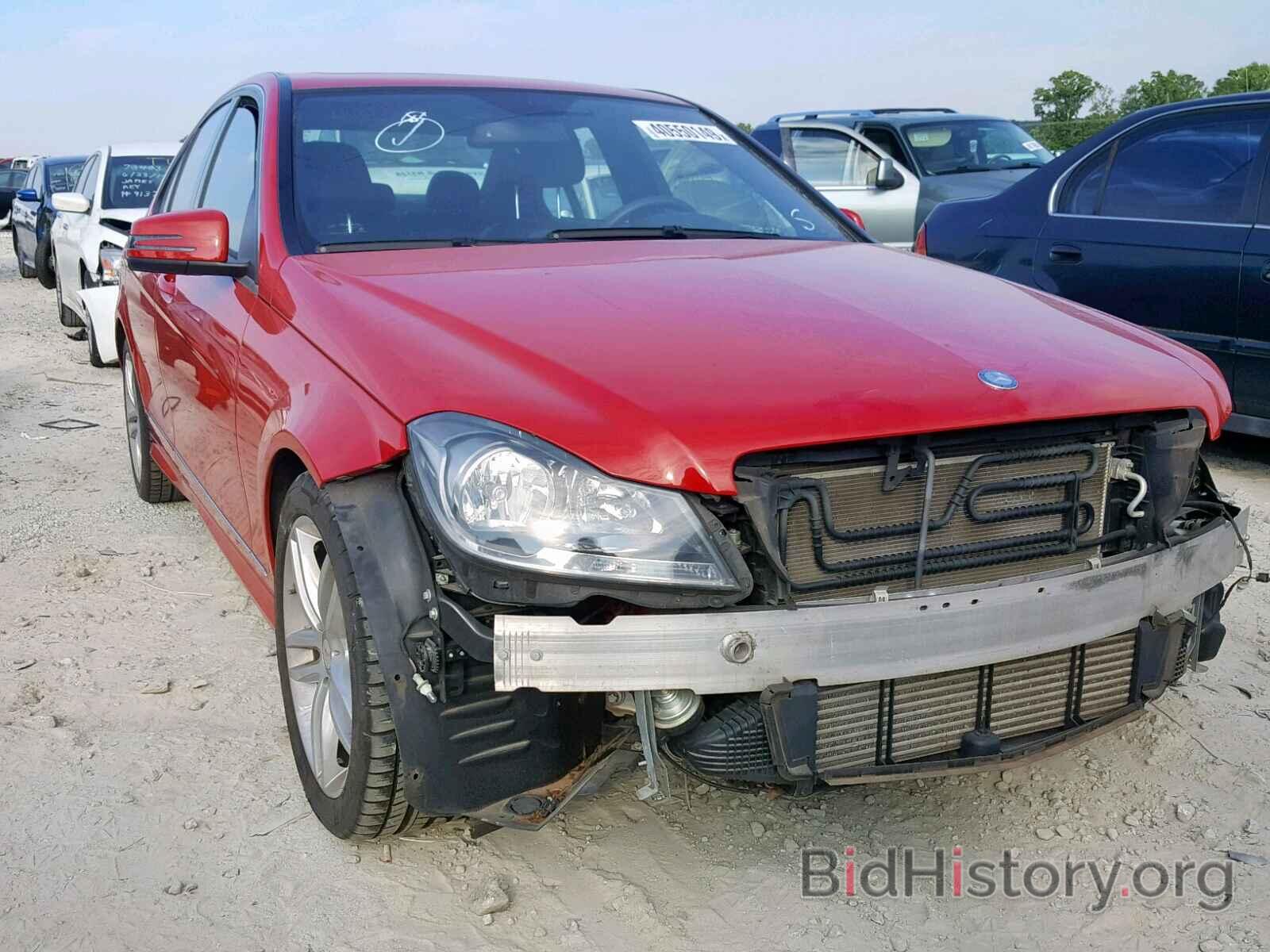 Photo WDDGF4HB7DR265287 - MERCEDES-BENZ C 250 2013