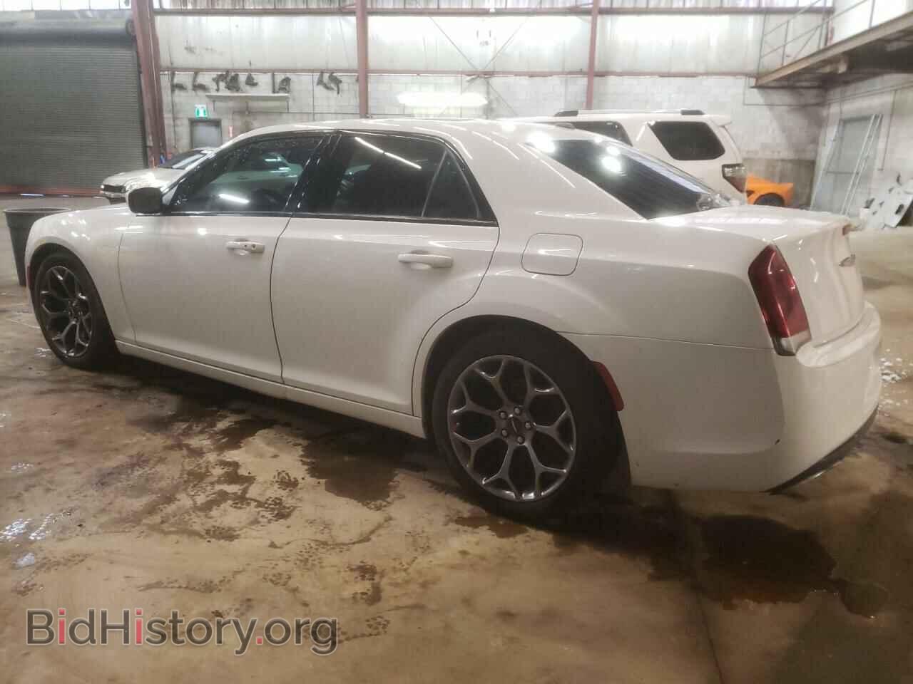 2015 CHRYSLER 300 - VIN: 2C3CCABG7FH845330 - Фото 2