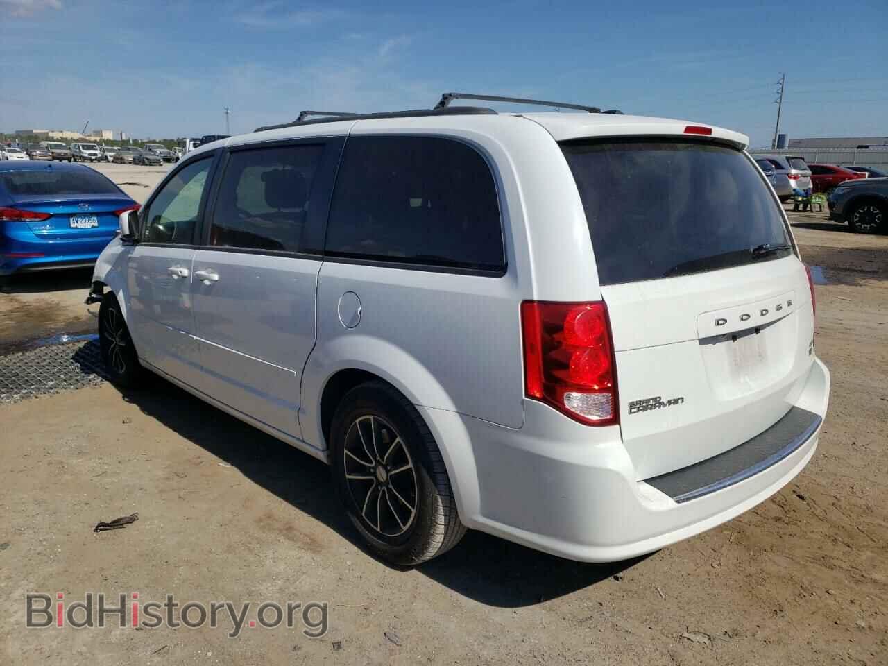 2017 DODGE CARAVAN - VIN: 2C4RDGEG0HR860749 - Фото 2