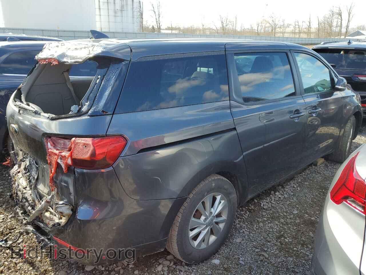 2017 KIA All Models - VIN: KNDMB5C15H6229537 - Фото 3