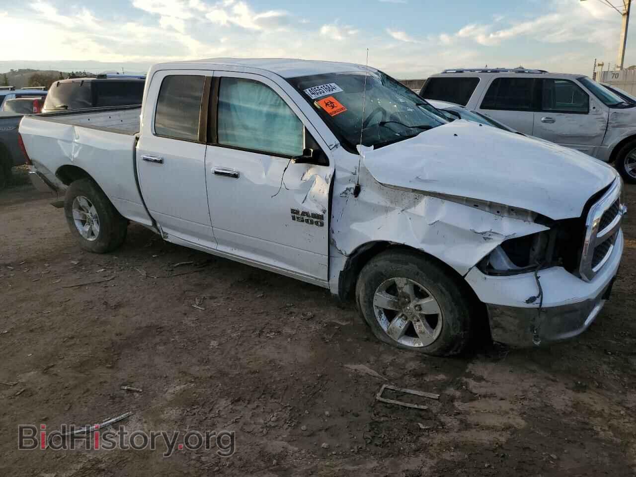 2015 RAM 1500 - VIN: 1C6RR6GG2FS749938 - Фото 4