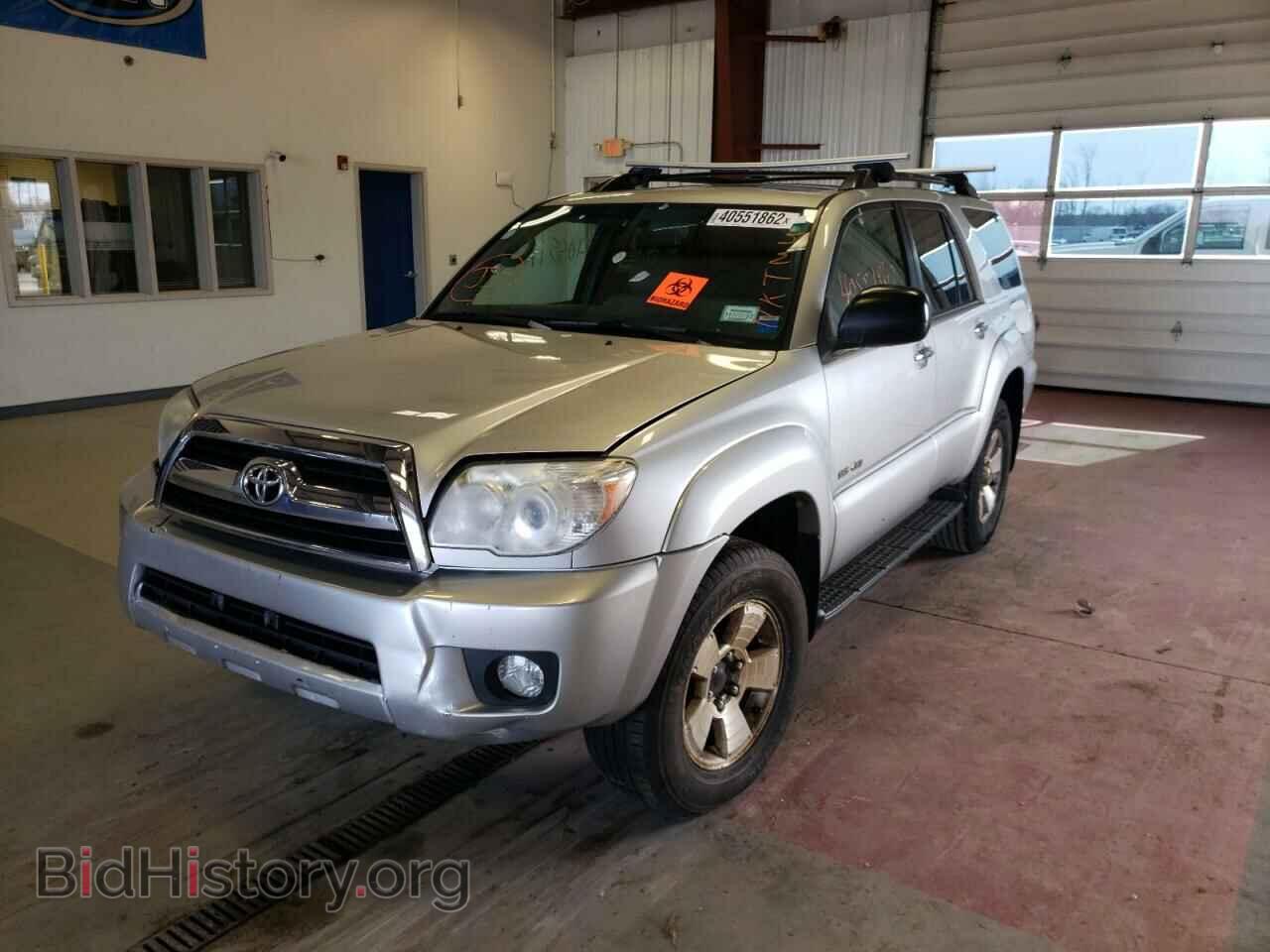 2007 TOYOTA 4RUNNER - VIN: JTEBU14RX78102733 - Фото 2