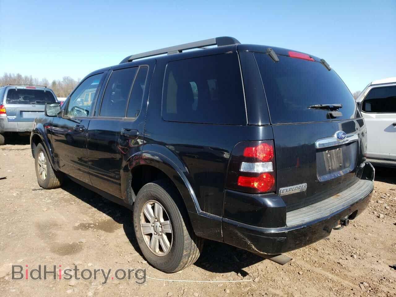 2010 FORD EXPLORER - VIN: 1FMEU7DE1AUA76549 - Фото 2