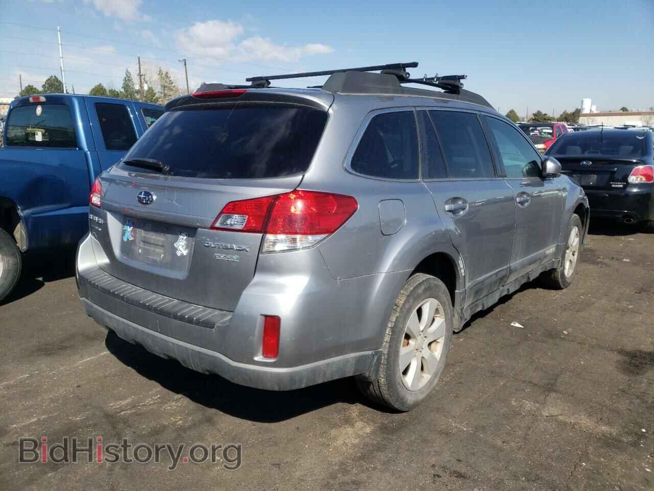 2011 SUBARU OUTBACK - VIN: 4S4BRBCC4B3344279 - Photo 4