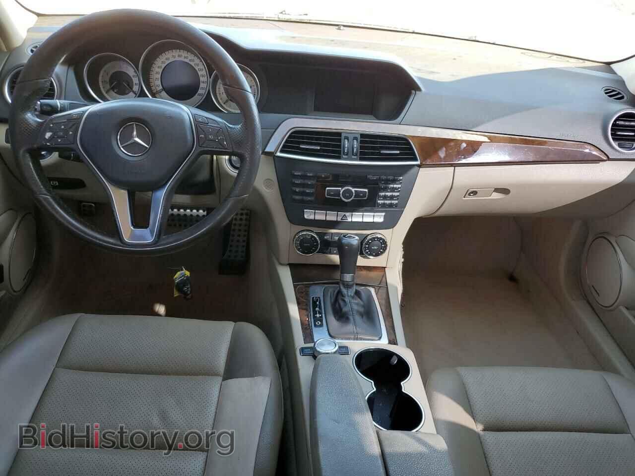 2013 MERCEDES-BENZ C-CLASS - VIN: WDDGF4HBXDA845020 - Фото 8