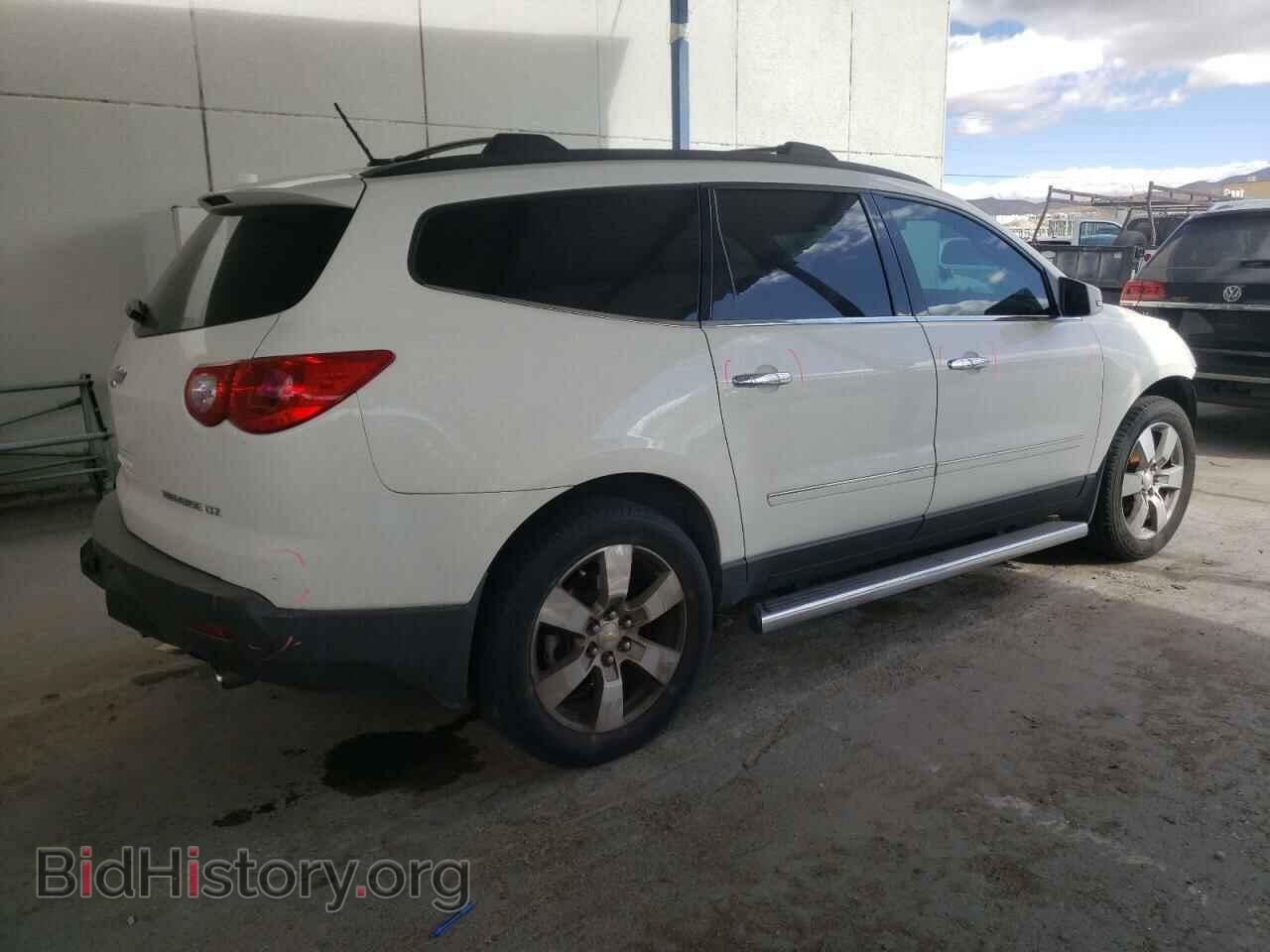 2012 CHEVROLET TRAVERSE - VIN: 1GNKRLED7CJ371366 - Фото 3