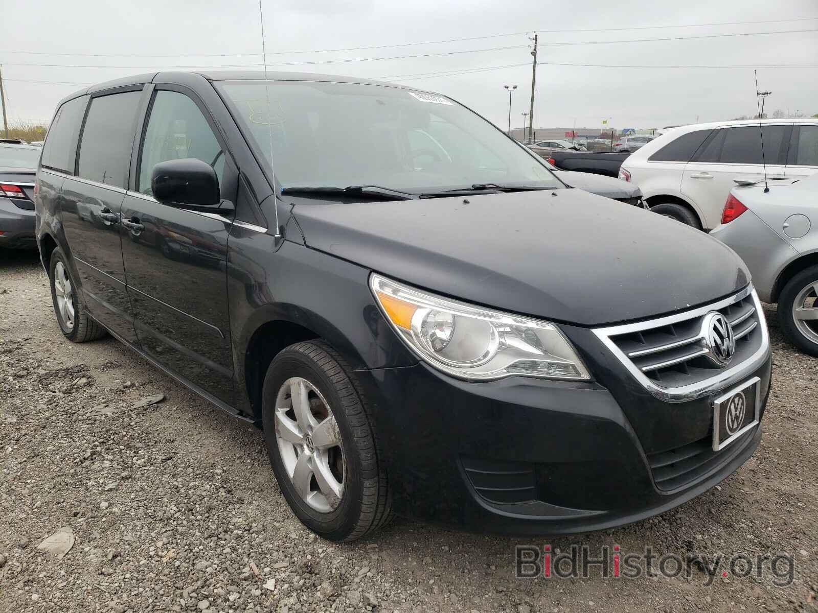 Photo 2V4RW3D19AR168792 - VOLKSWAGEN ROUTAN 2010