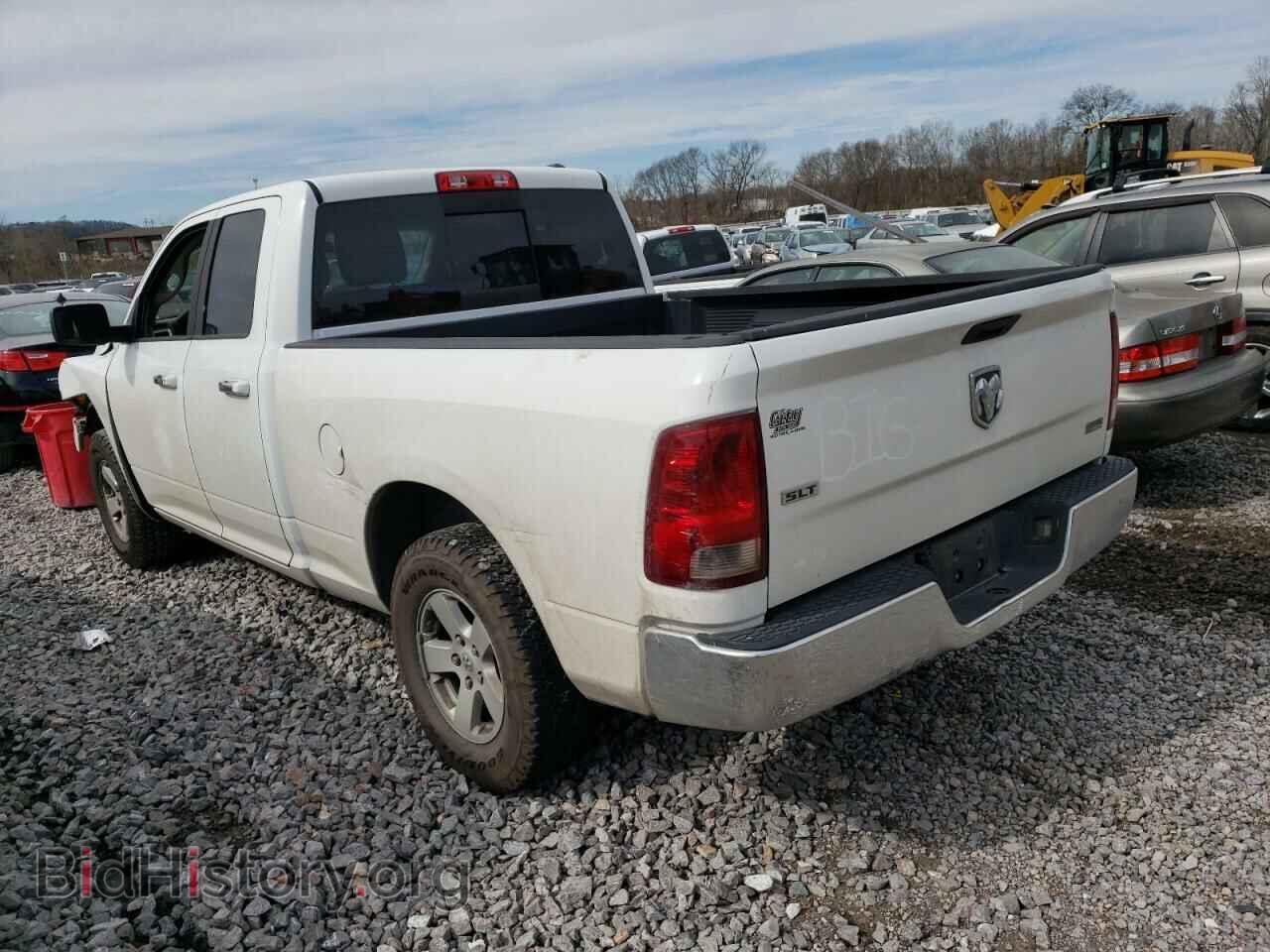 2011 DODGE RAM 1500 - VIN: 1D7RB1GP3BS538201 - Фото 2