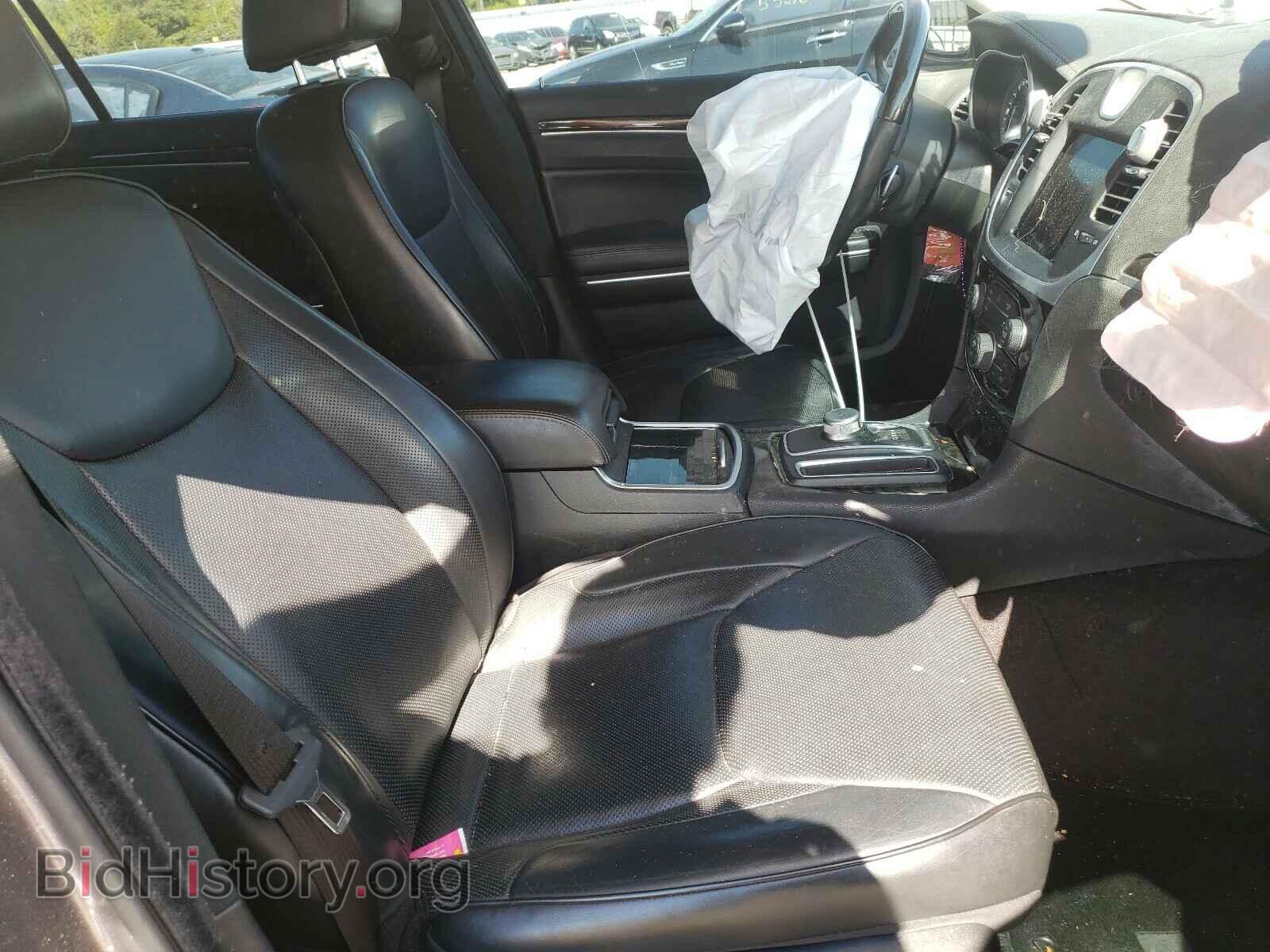 2017 CHRYSLER 300 - VIN: 2C3CCAET4HH512028 - Фото 5