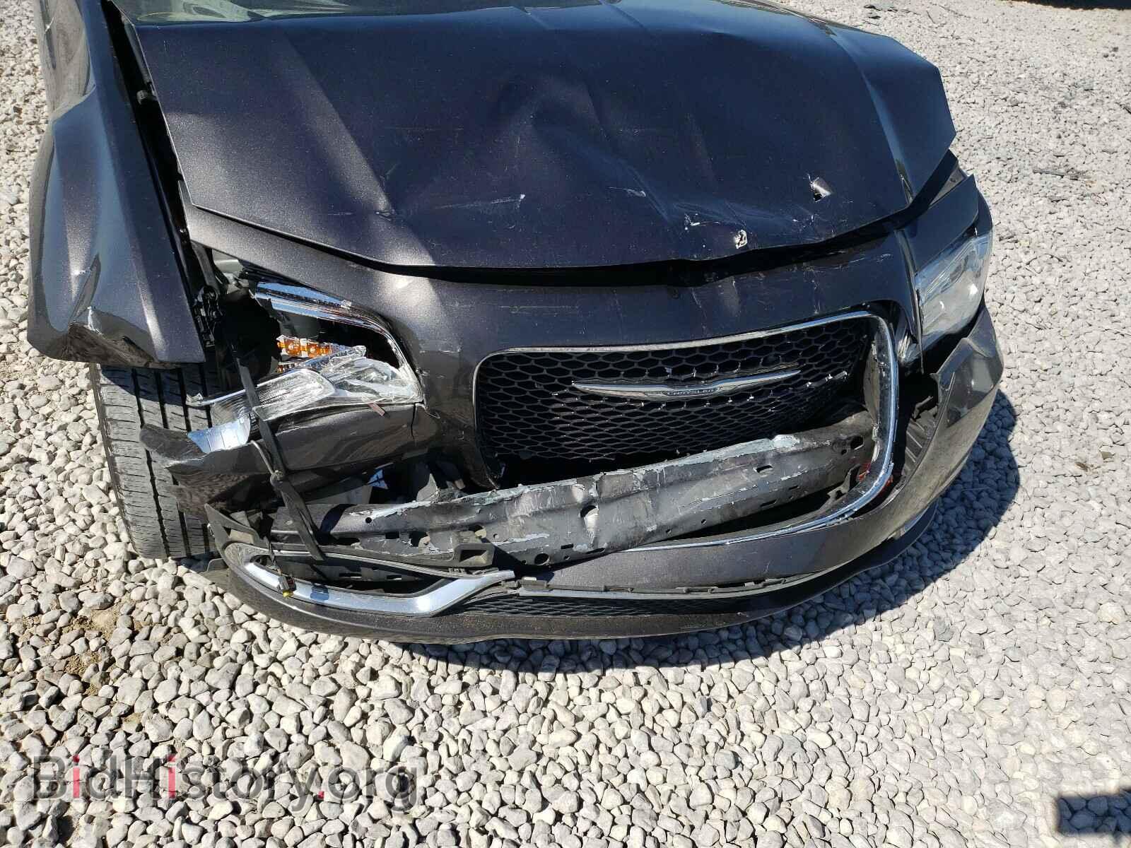 2017 CHRYSLER 300 - VIN: 2C3CCAET4HH512028 - Фото 9