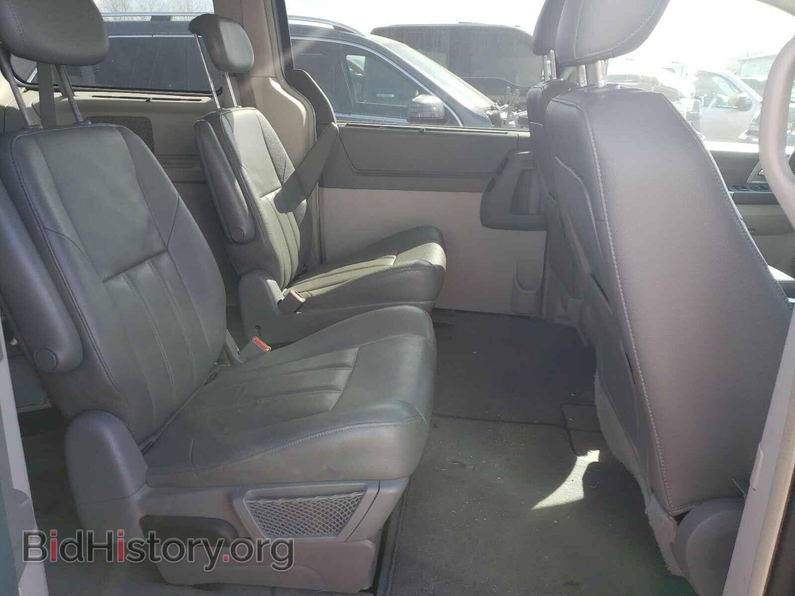 2008 CHRYSLER MINIVAN - VIN: 2A8HR54P48R786859 - Фото 6