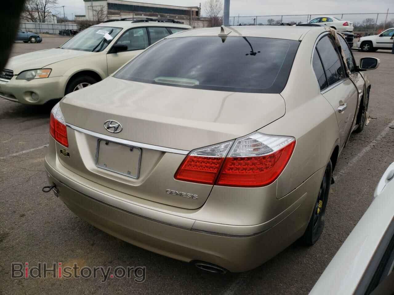 2009 HYUNDAI GENESIS - VIN: KMHGC46E59U041127 - Фото 4