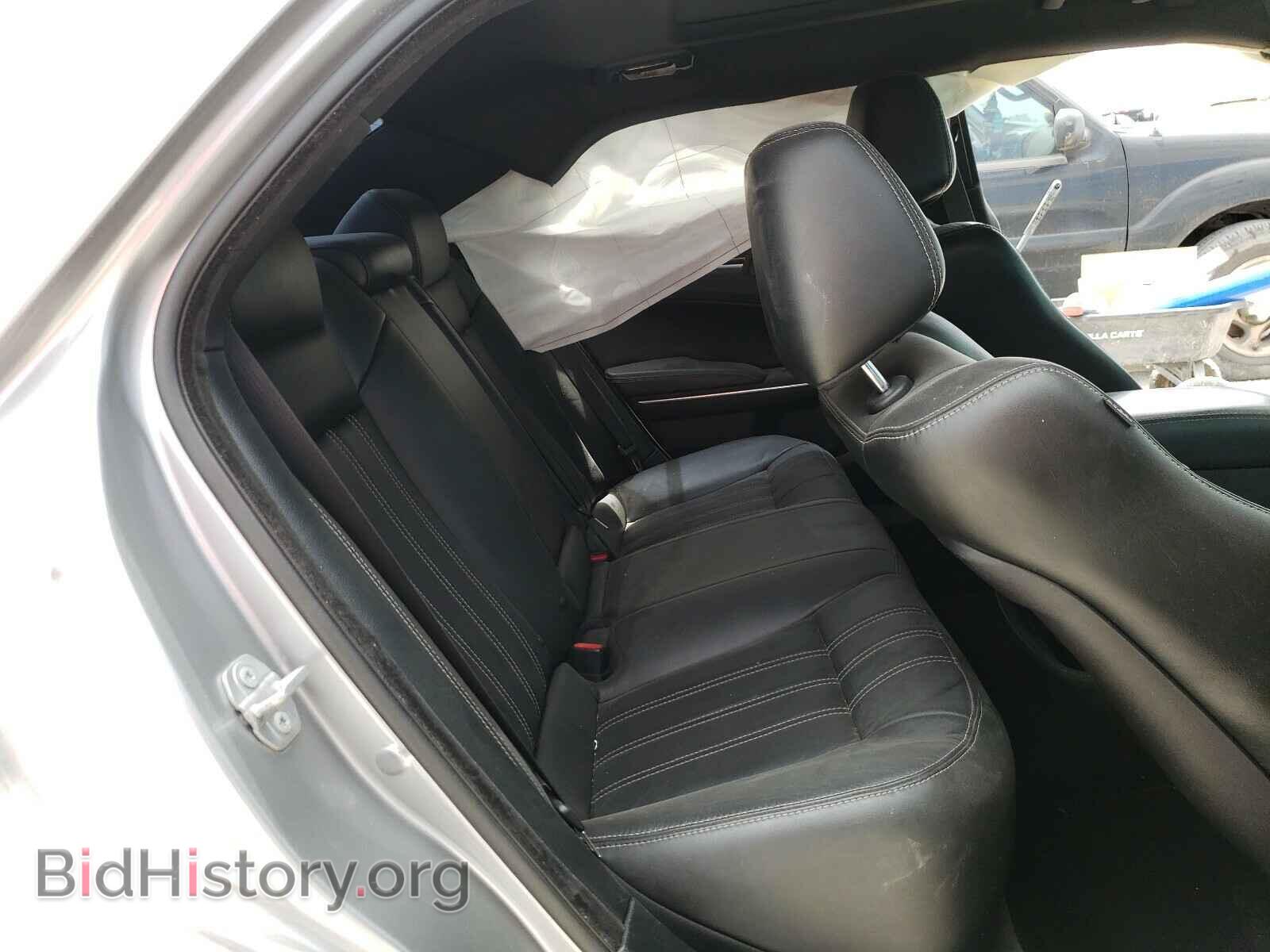 2018 CHRYSLER 300 - VIN: 2C3CCABG7JH266573 - Фото 6