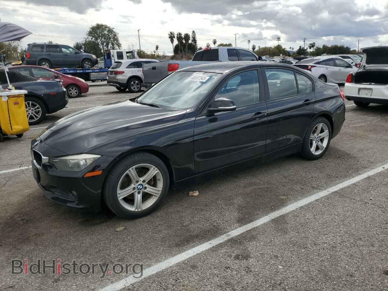 Photo WBA3B1C55DK128438 - BMW 3 SERIES 2013