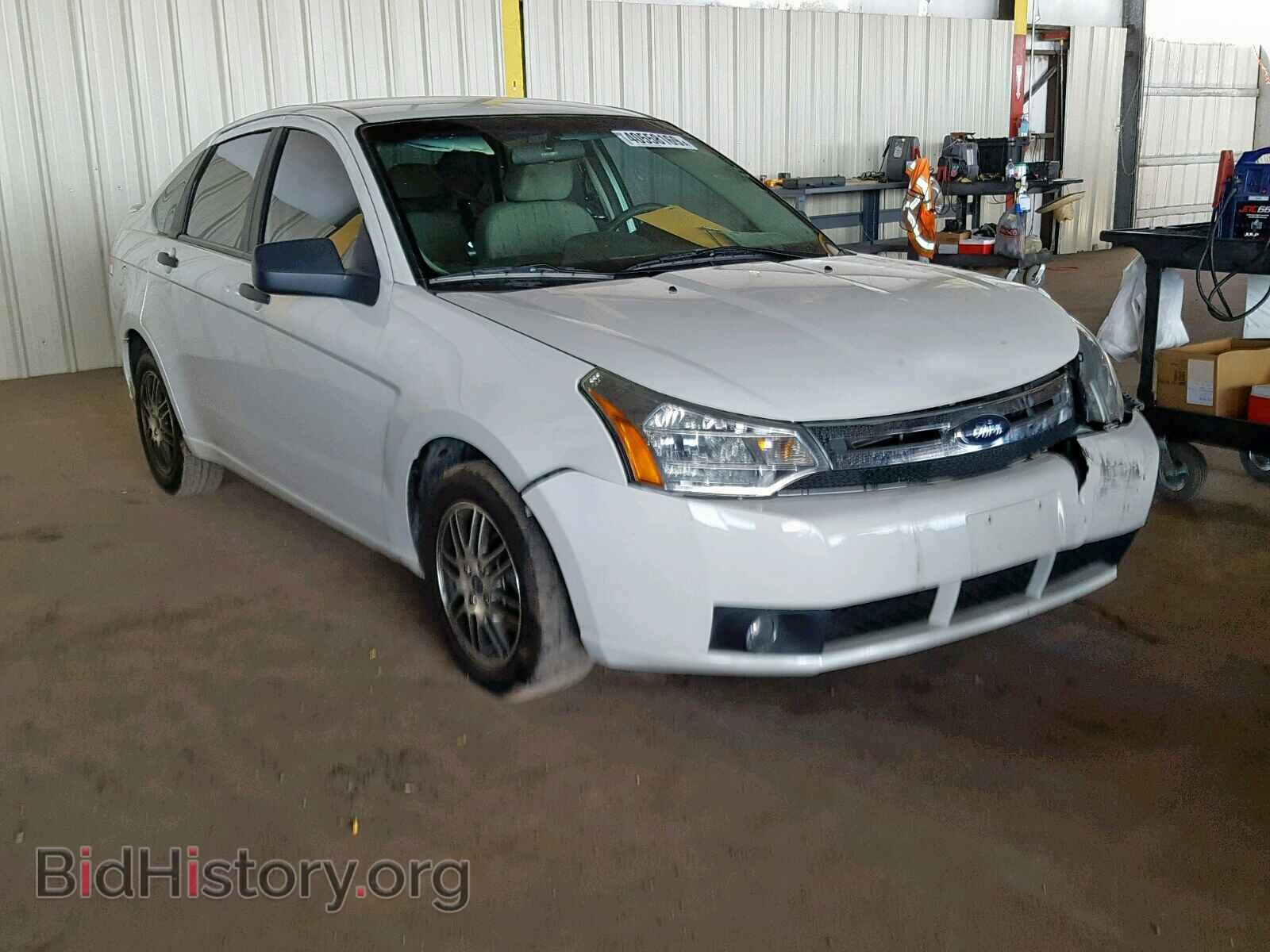 Photo 1FAHP3FN8AW195031 - FORD FOCUS SE 2010