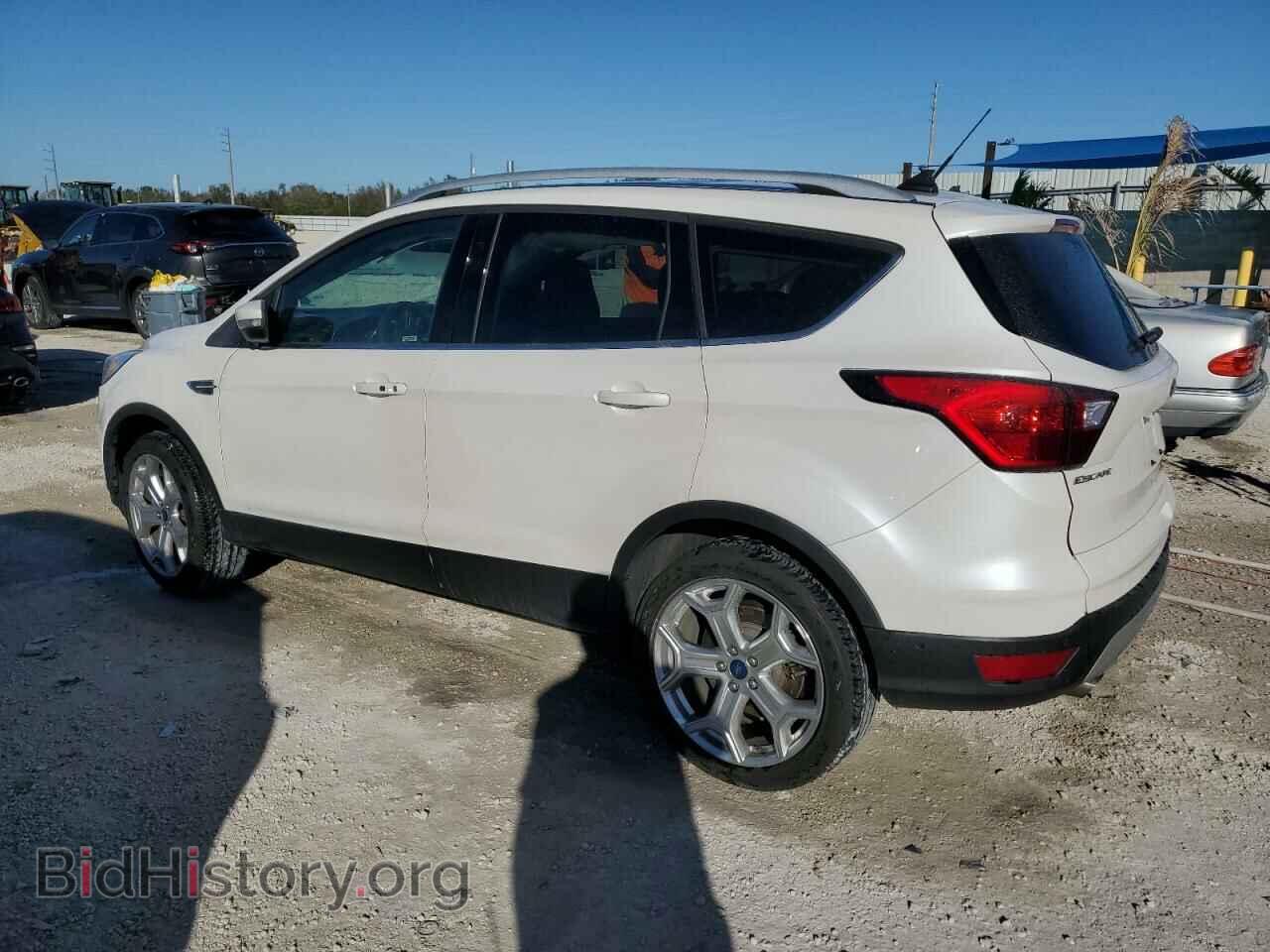 2019 FORD ESCAPE - VIN: 1FMCU0J92KUA52011 - Фото 2
