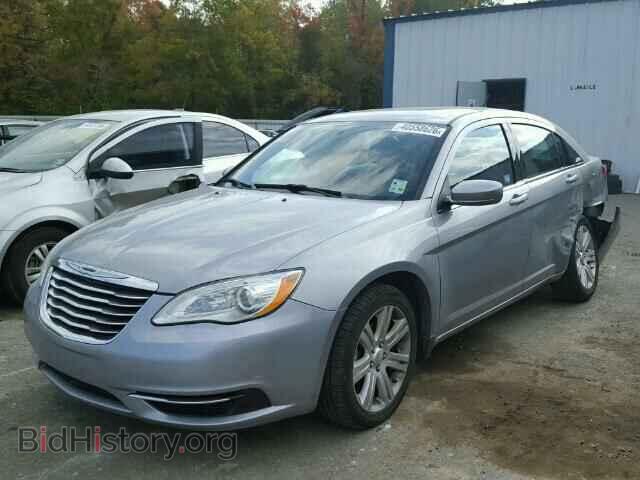 2013 CHRYSLER 200 - VIN: 1C3CCBBB1DN695424 - Фото 2