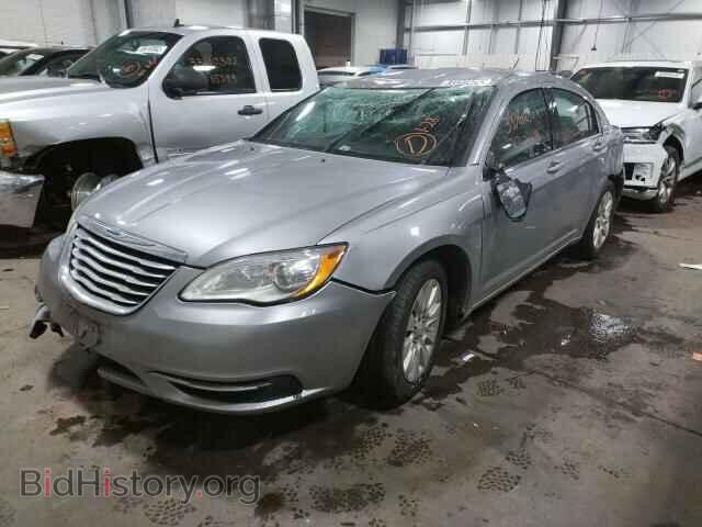 2013 CHRYSLER 200 - VIN: 1C3CCBAB9DN650331 - Photo 2