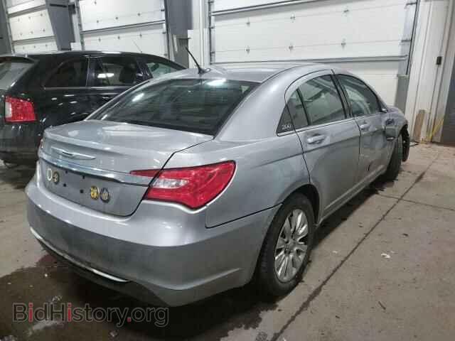 2013 CHRYSLER 200 - VIN: 1C3CCBAB9DN650331 - Photo 4