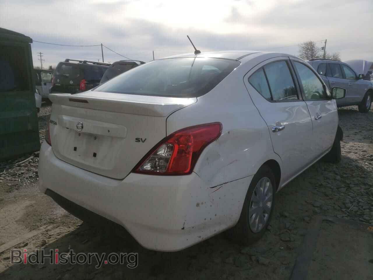 2019 NISSAN VERSA - VIN: 3N1CN7AP3KL863886 - Photo 4