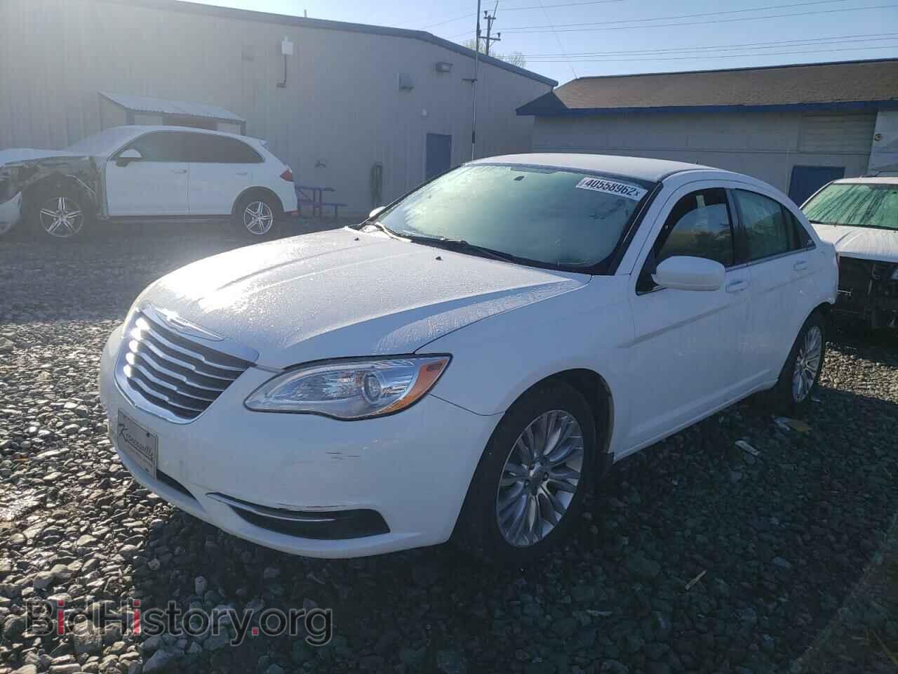 2012 CHRYSLER 200 - VIN: 1C3CCBAB7CN114105 - Фото 2
