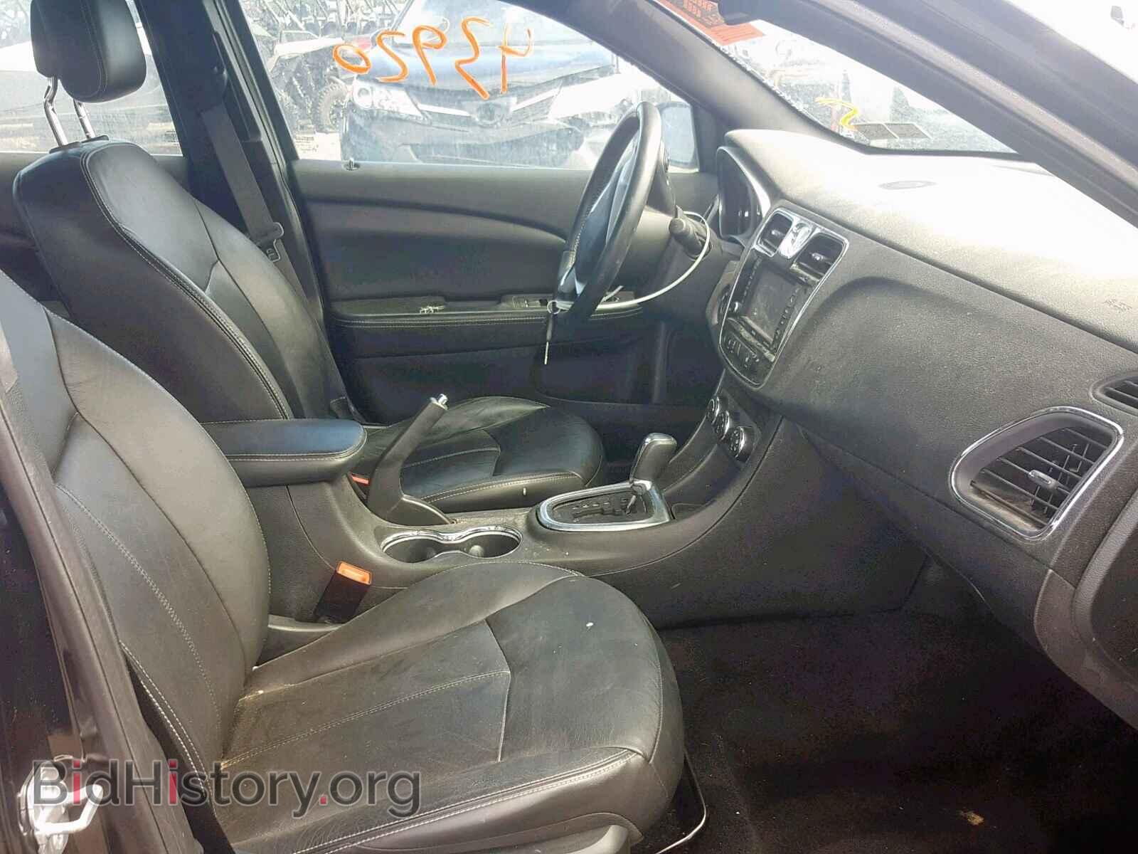 2011 CHRYSLER 200 - VIN: 1C3BC2FB3BN551487 - Photo 5