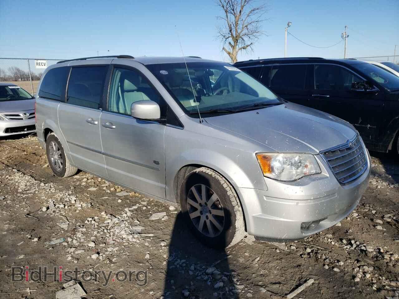 2009 CHRYSLER MINIVAN - VIN: 2A8HR54119R642148 - Фото 4