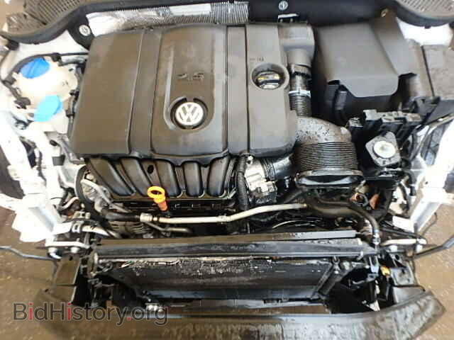 2013 VOLKSWAGEN BEETLE - VIN: 3VWFP7AT3DM618372 - Photo 7
