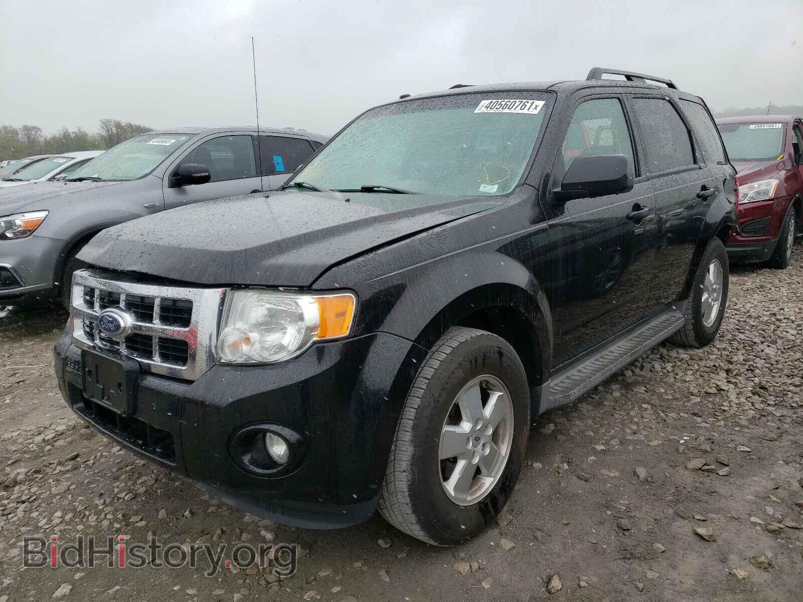 2011 FORD ESCAPE - VIN: 1FMCU0DG8BKB46075 - Фото 2