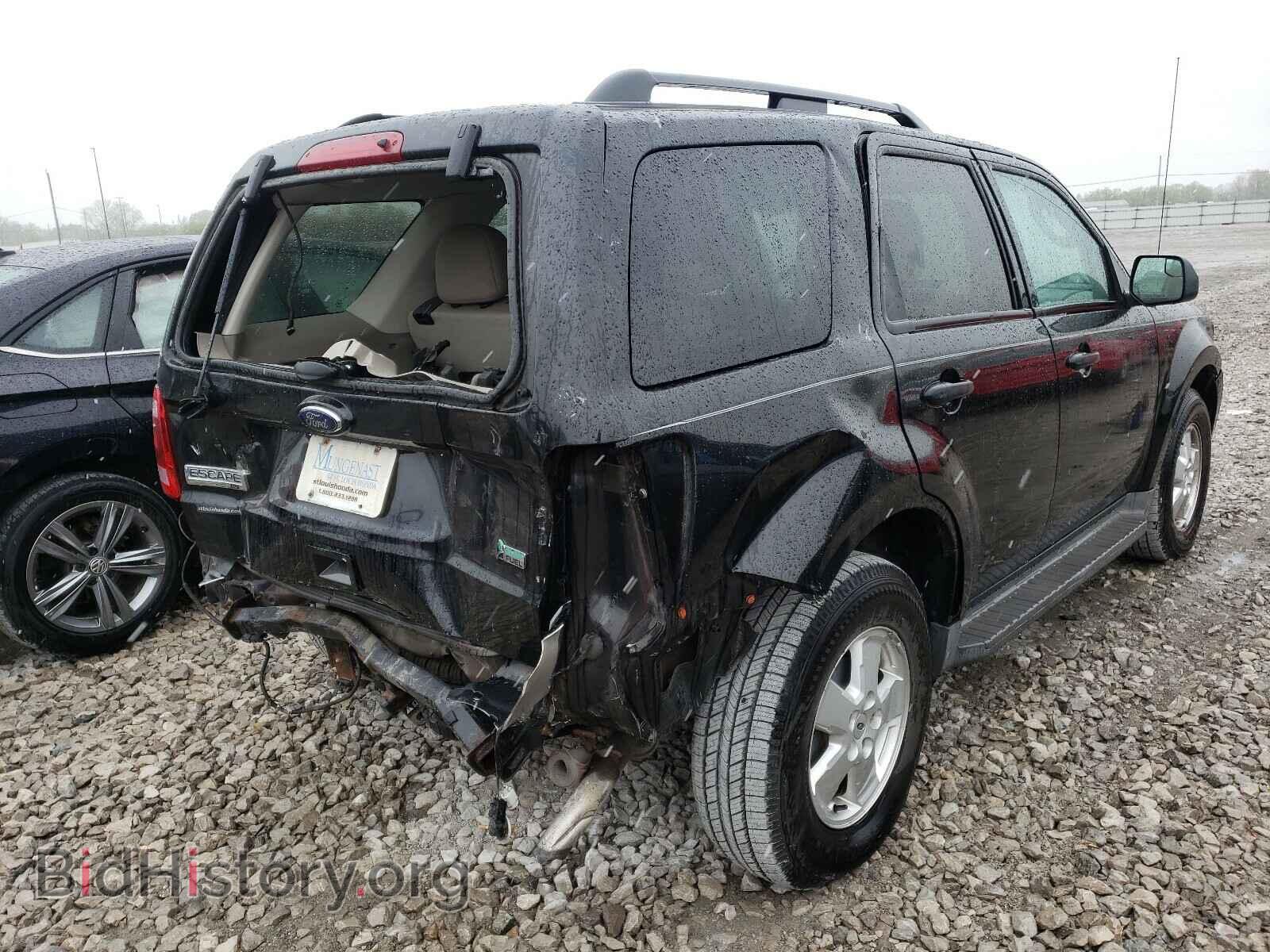 2011 FORD ESCAPE - VIN: 1FMCU0DG8BKB46075 - Фото 4