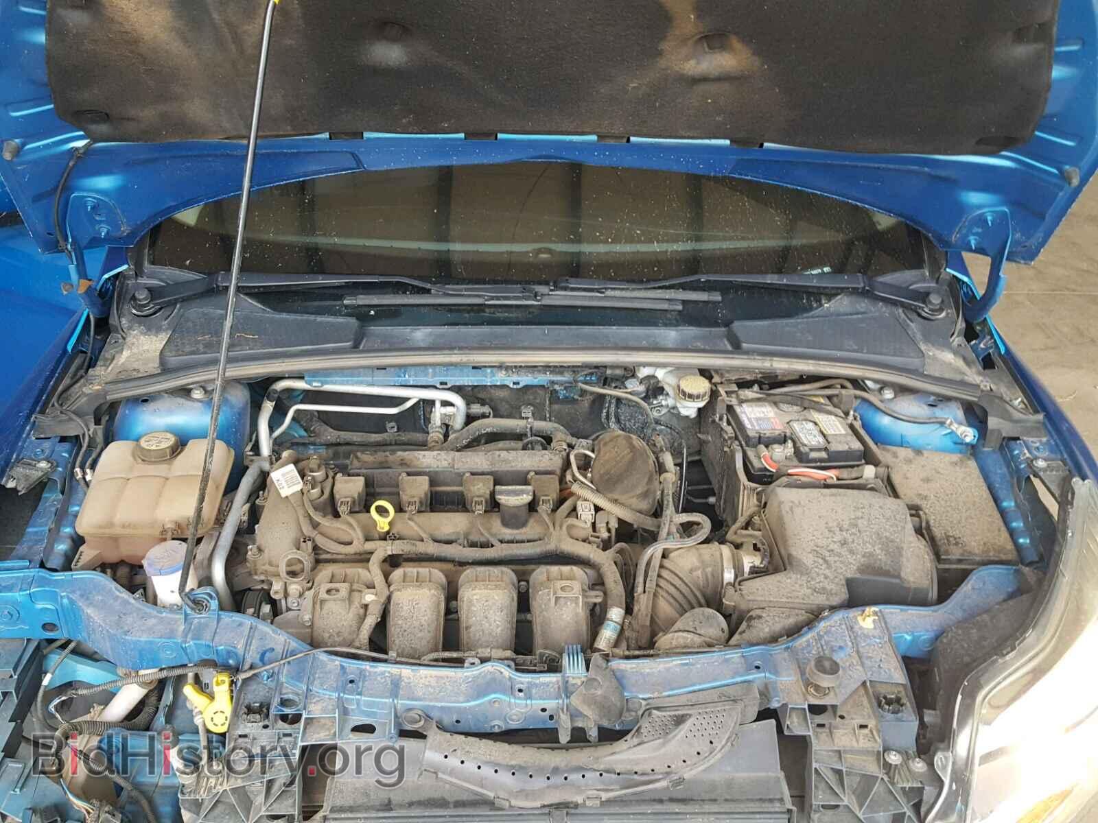2012 Ford FOCUS (VIN 1FAHP3K28CL360379) — photo 7 of 10