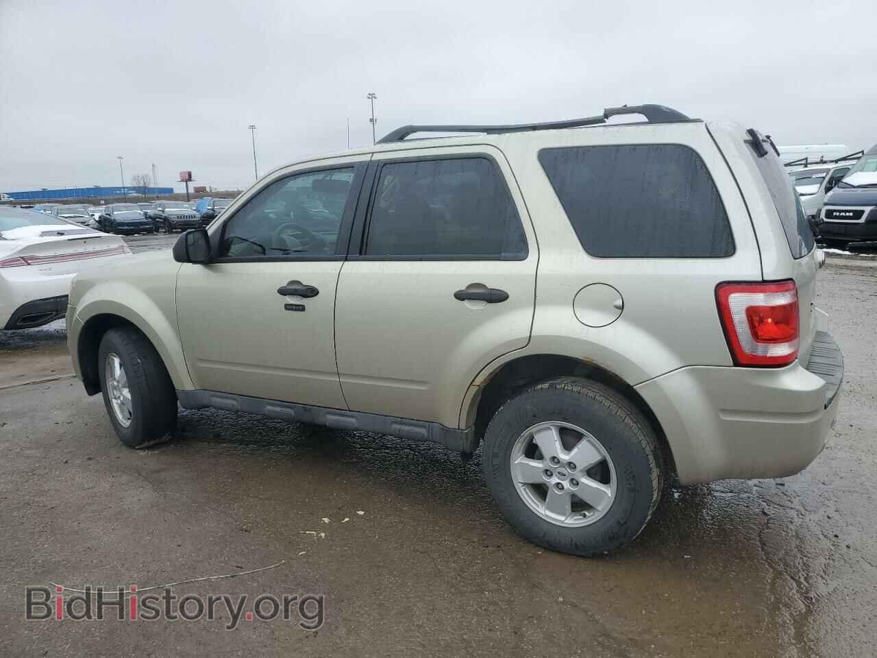 2010 FORD ESCAPE - VIN: 1FMCU0D72AKB09277 - Фото 2
