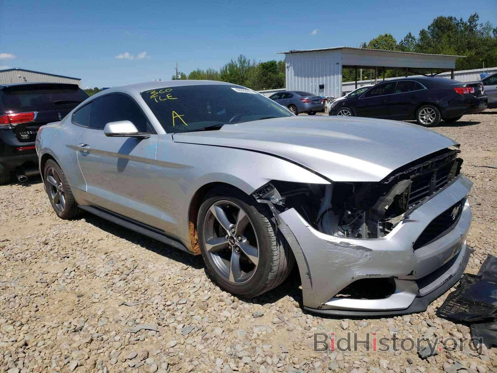 Photo 1FA6P8TH9H5310688 - FORD MUSTANG 2017