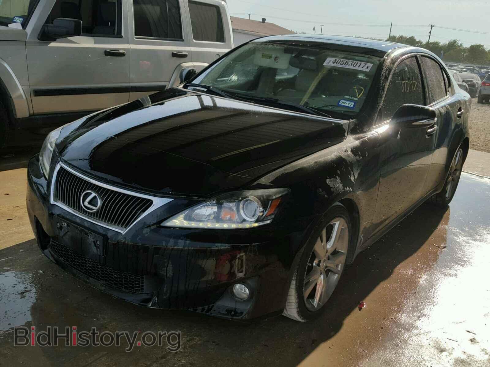 2011 LEXUS IS - VIN: JTHBF5C29B5139484 - Photo 2
