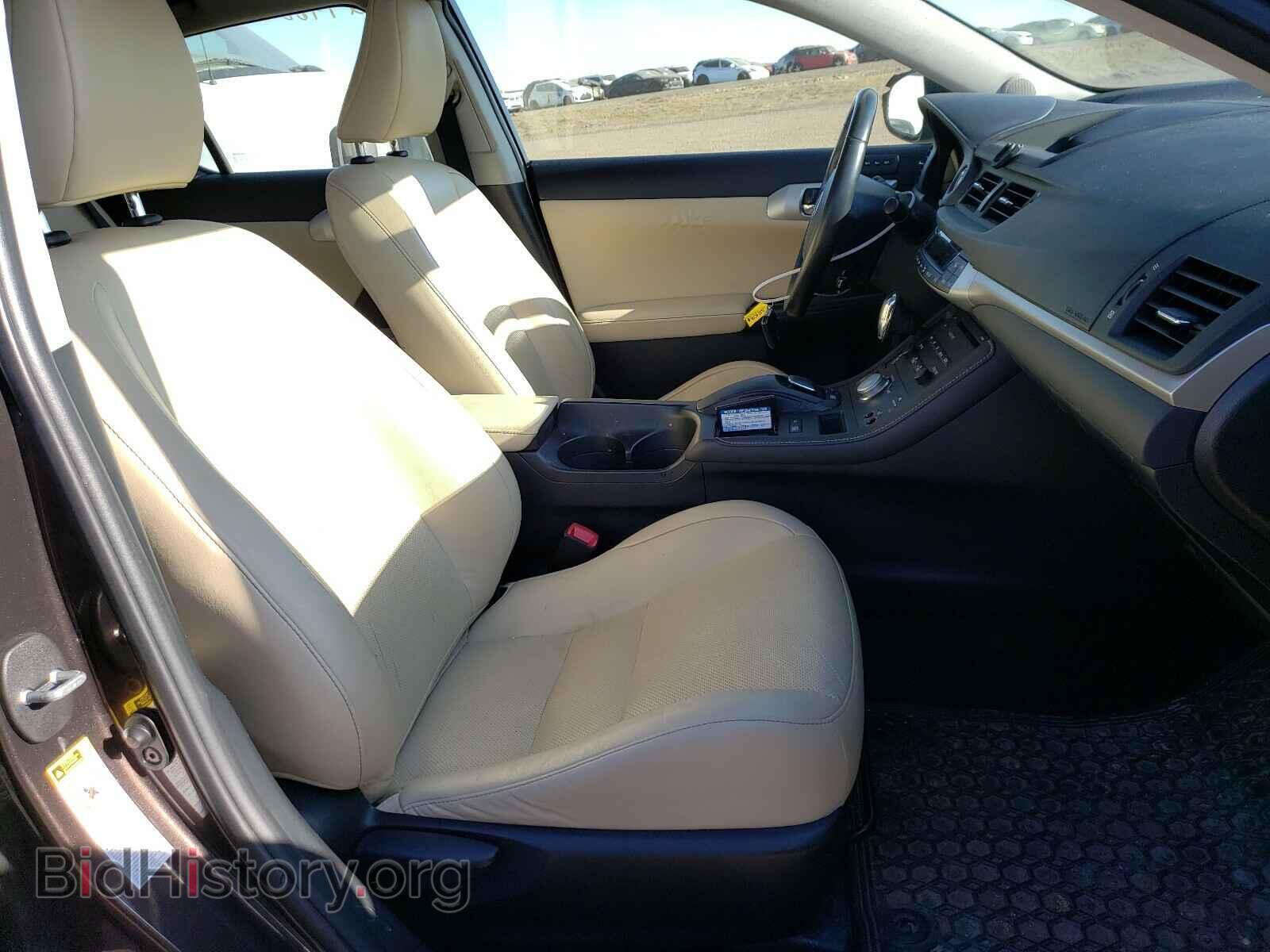 2012 LEXUS CT 200 - VIN: JTHKD5BHXC2089144 - Photo 5