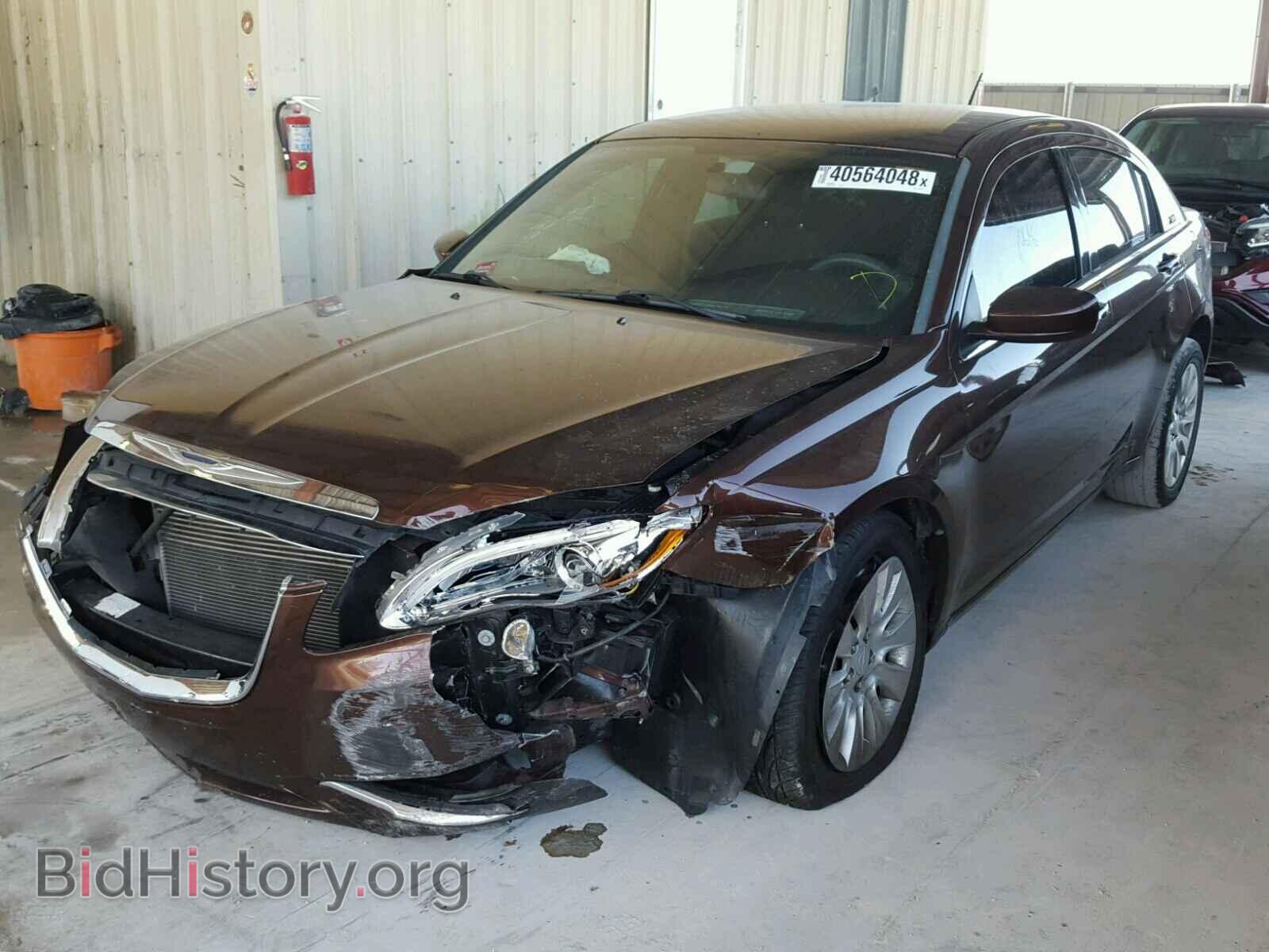2013 CHRYSLER 200 - VIN: 1C3CCBAB1DN733767 - Фото 2