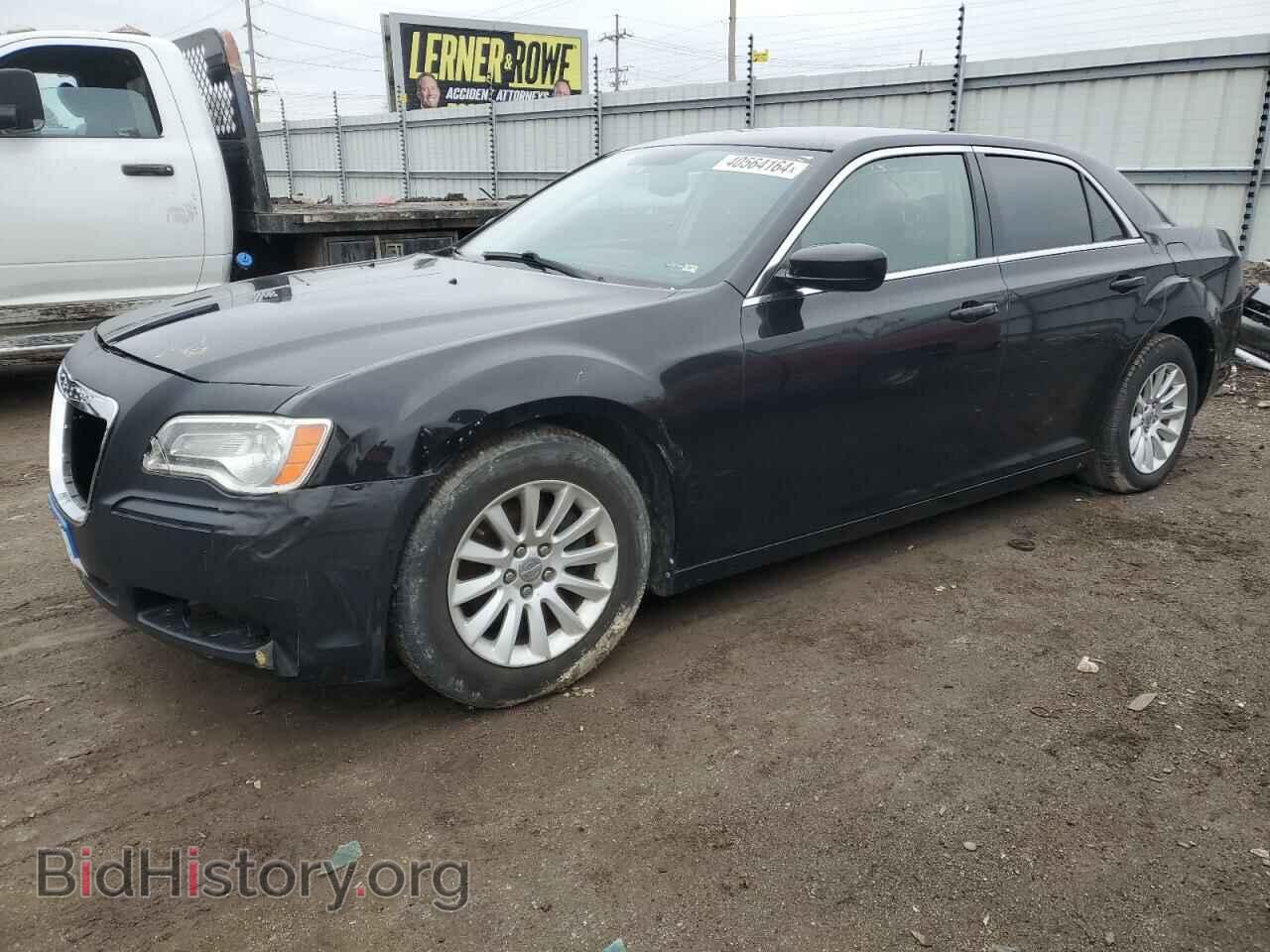 Фотография 2C3CCAAG5DH513739 - CHRYSLER 300 2013