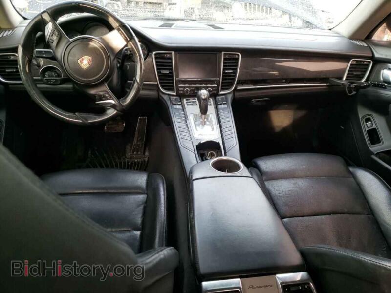 2011 Porsche PANAMERA (VIN WP0AB2A73BL060037) — фото 8 из 12