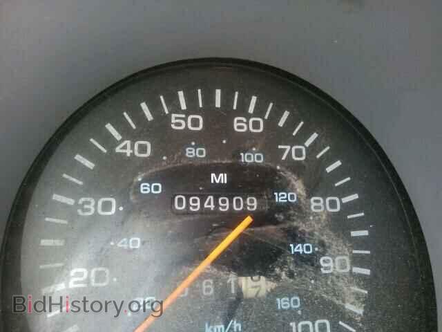1996 Dodge RAM VAN (VIN 2B7HB21X0TK142839) — photo 8 of 10