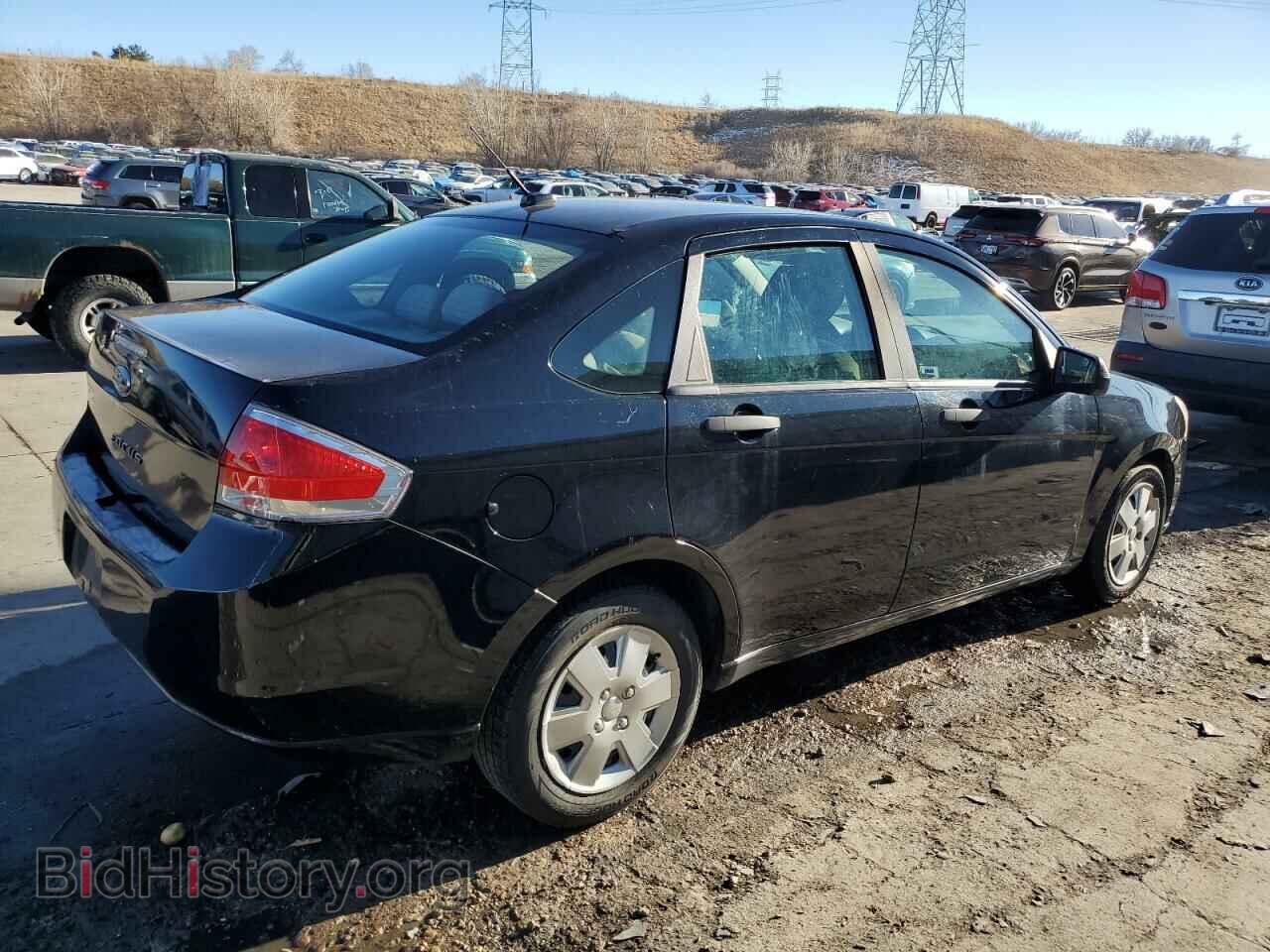 2011 FORD FOCUS - VIN: 1FAHP3EN7BW106830 - Фото 3