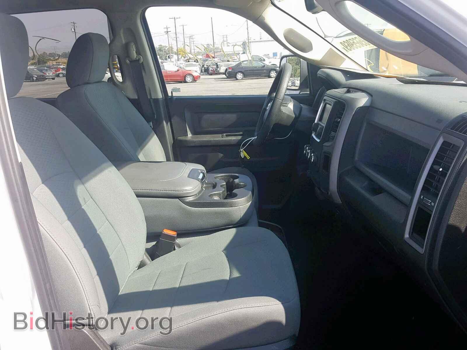 2016 RAM 1500 ST - VIN: 1C6RR6KM7GS183452 - Фото 5