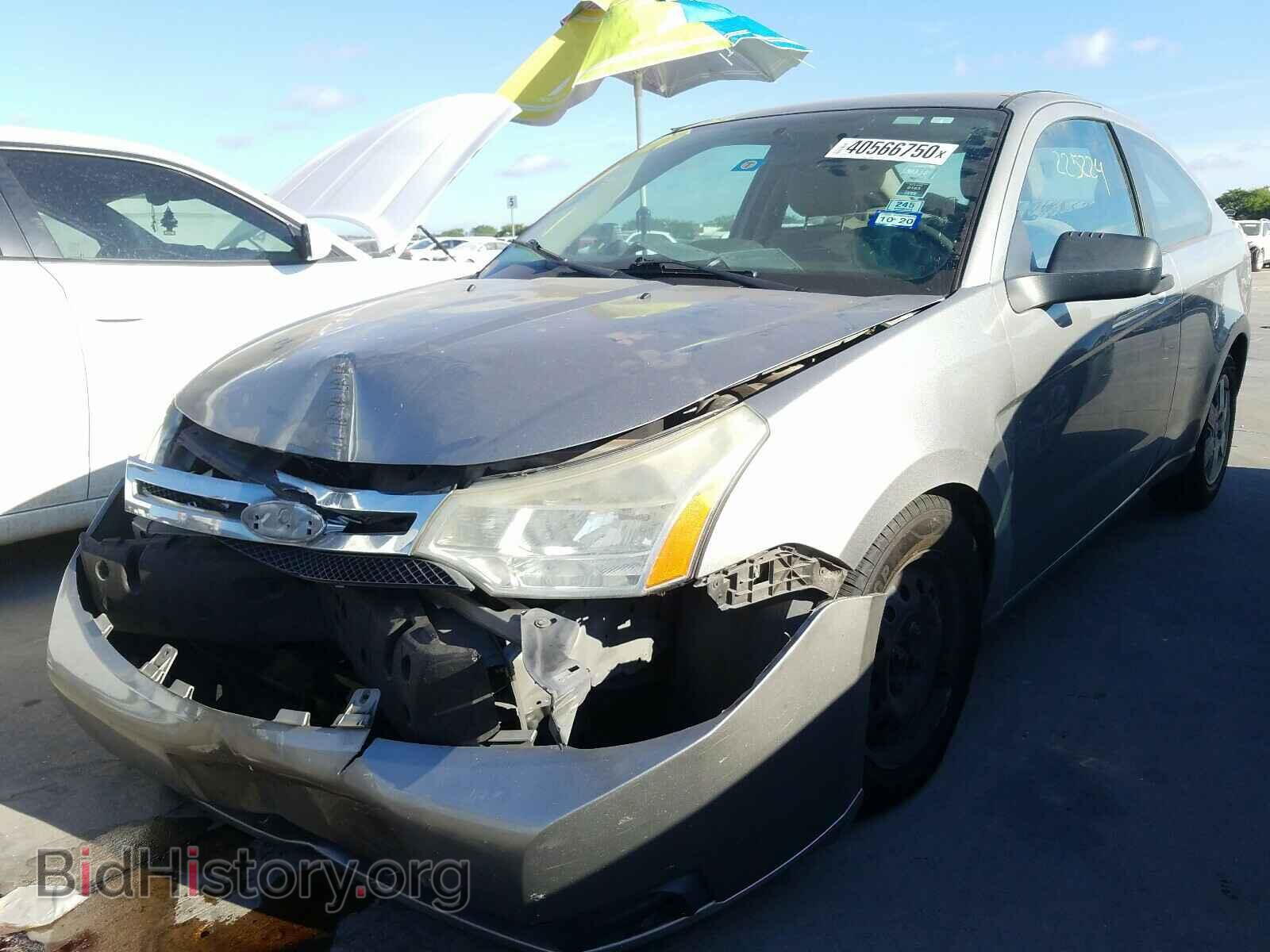 2008 FORD FOCUS - VIN: 1FAHP32N48W166318 - Фото 2