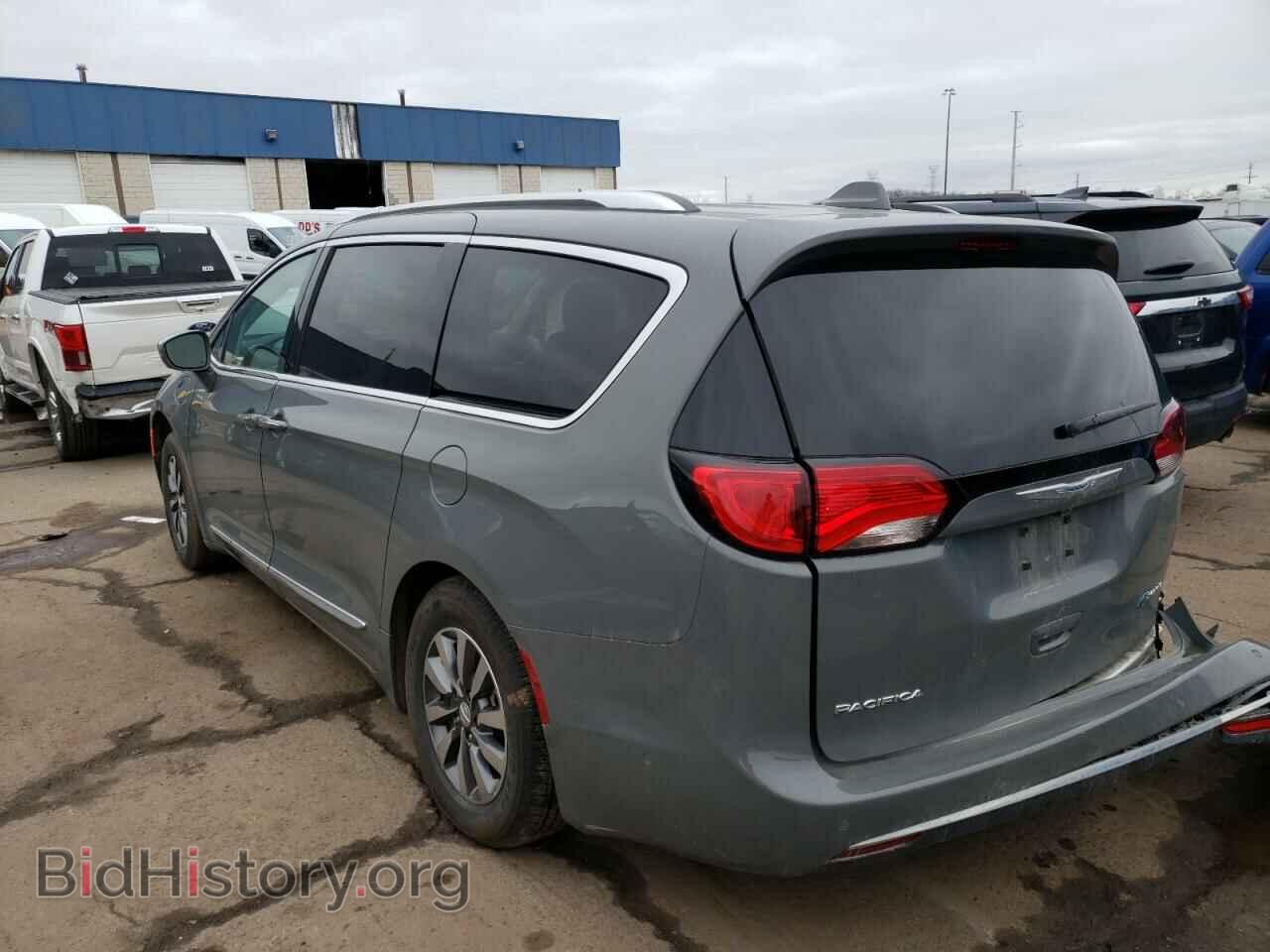 2020 CHRYSLER PACIFICA - VIN: 2C4RC1N77LR282318 - Photo 3