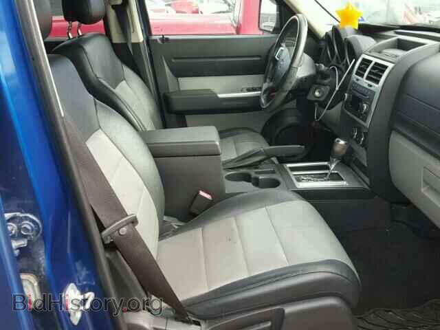 2010 DODGE NITRO - VIN: 1D4PT5GX7AW104587 - Photo 5