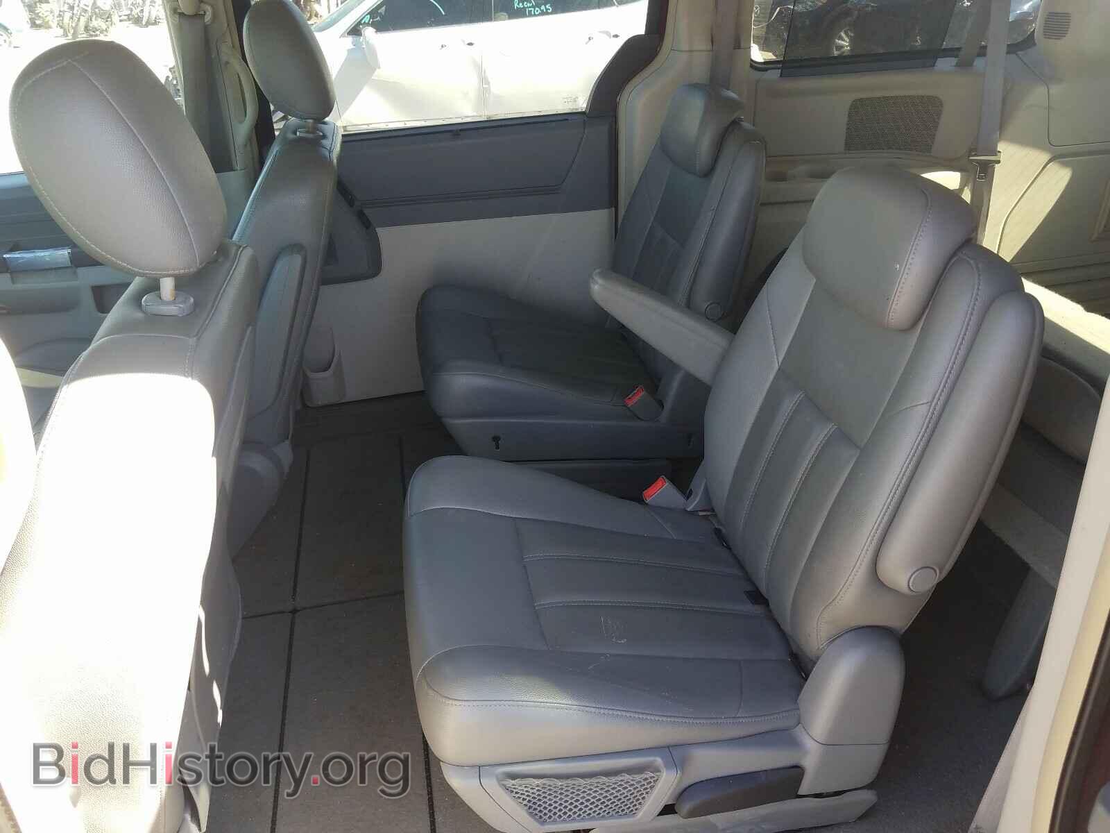 2008 CHRYSLER MINIVAN - VIN: 2A8HR54P58R672790 - Photo 6