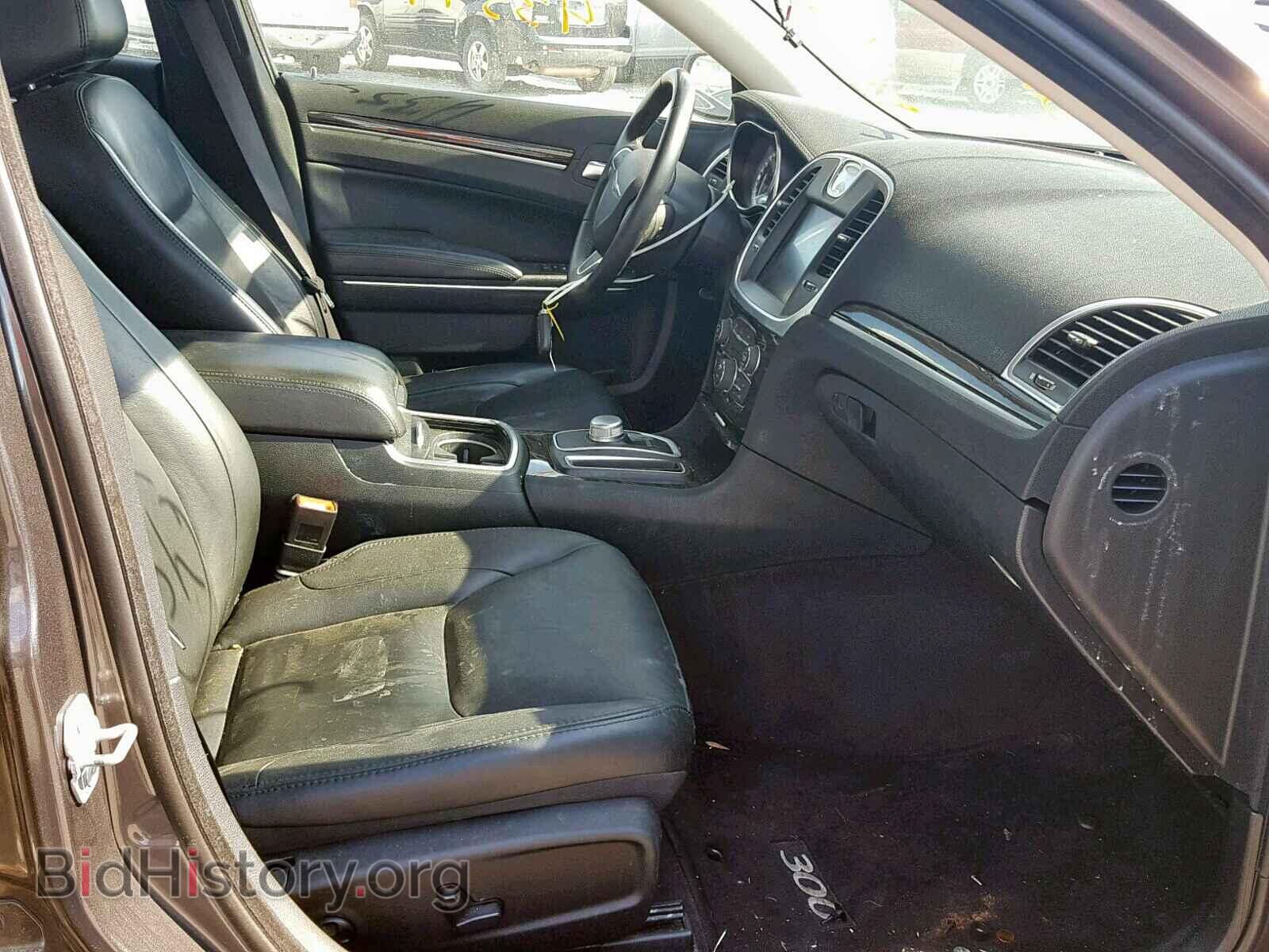 2016 CHRYSLER 300 - VIN: 2C3CCAAG4GH252382 - Фото 5